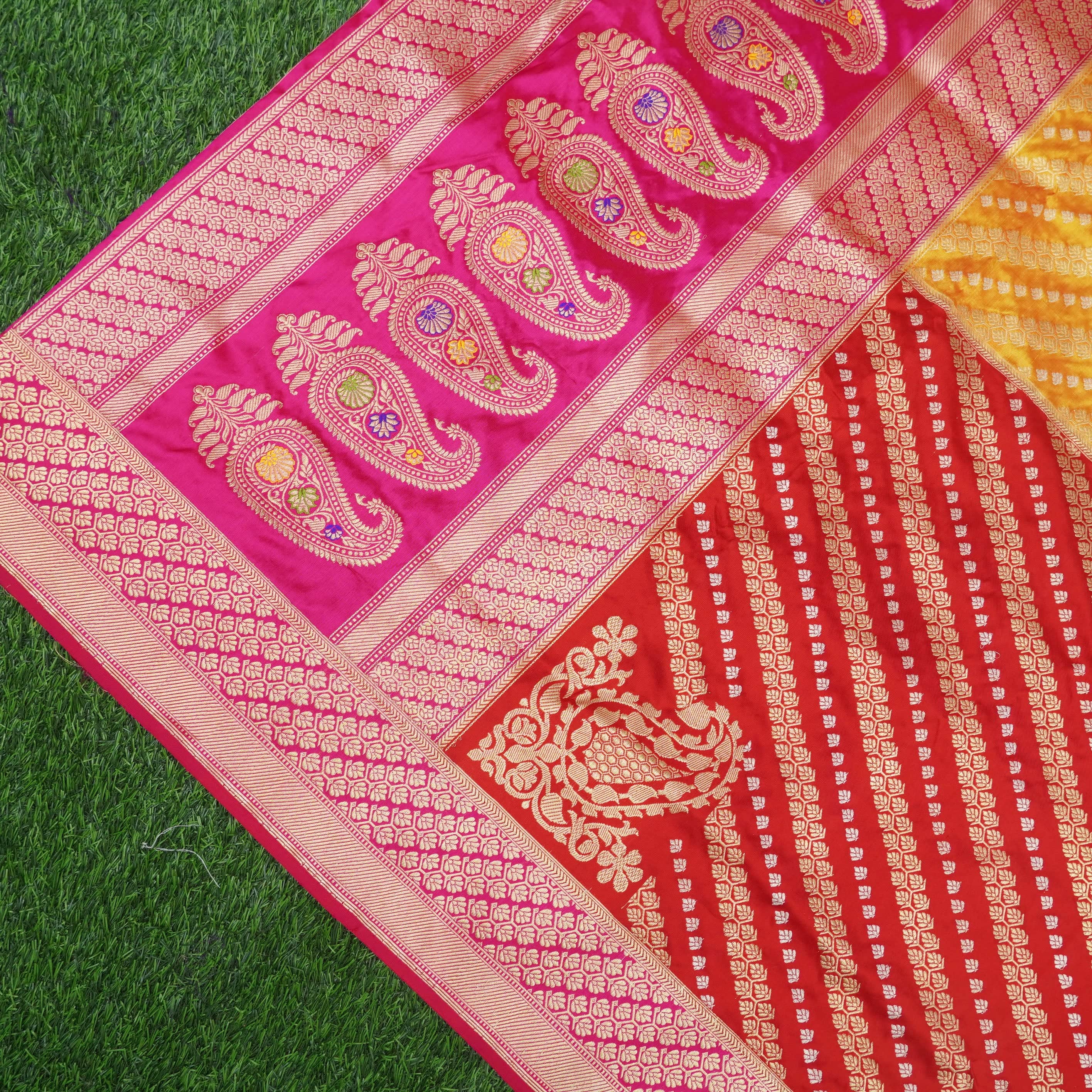 Handloom Banarasi Rangkat Silk Chauki Dupatta