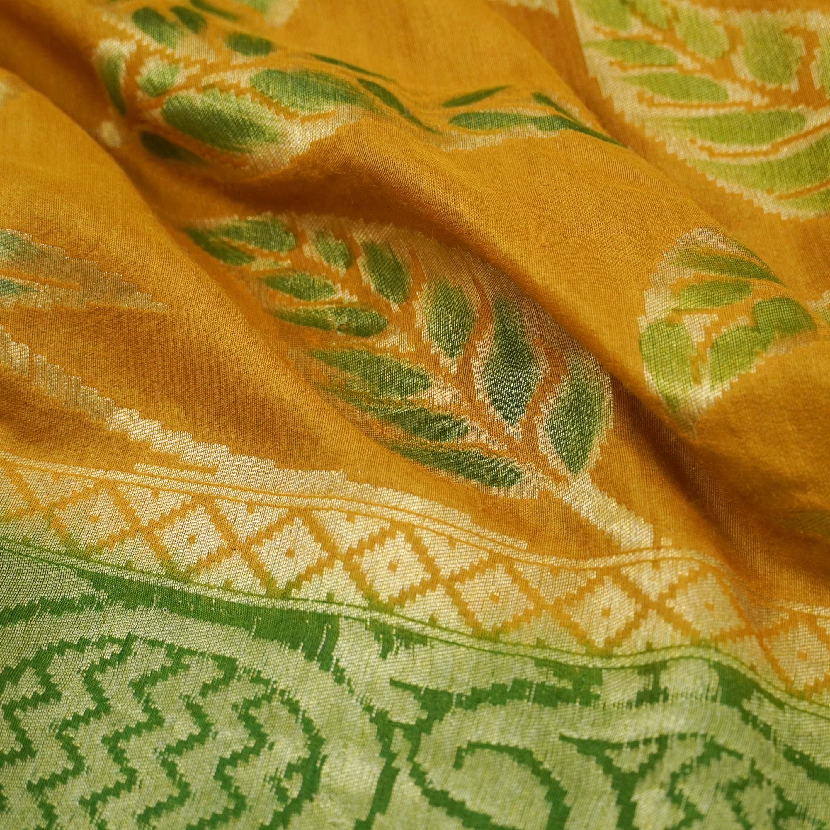Moonga Silk Handloom Banarasi Hand Brush Saree