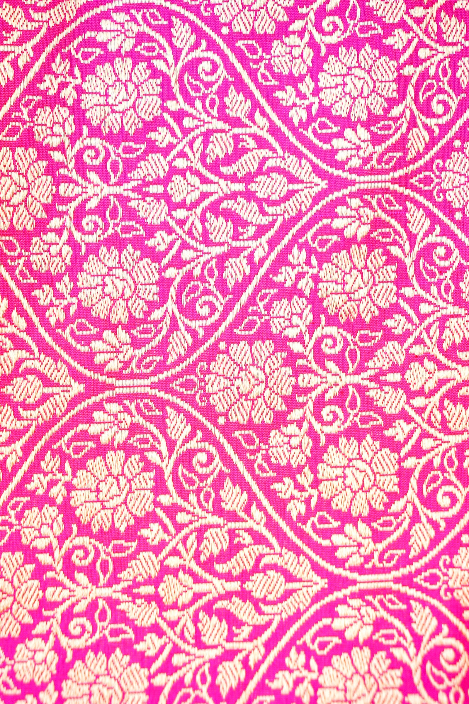 Handloom Banarasi Pure Katan Silk Kadwa Saree