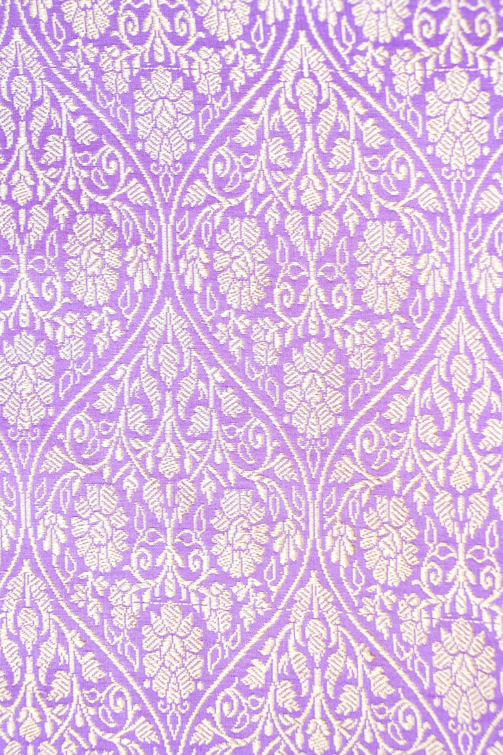 Handloom Banarasi Pure Katan Silk Kadwa Saree