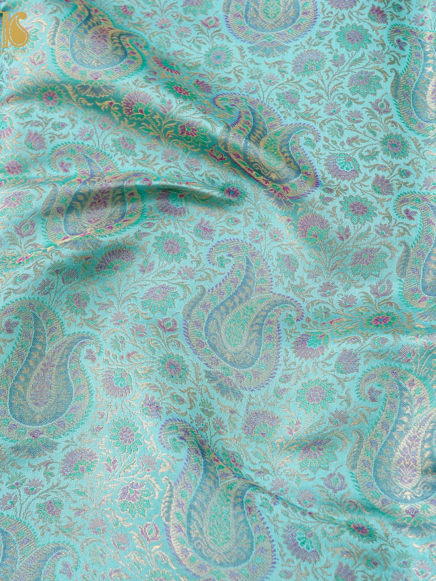 Handloom Banarasi Kalka Ambi Tanchoi Silk Fabric
