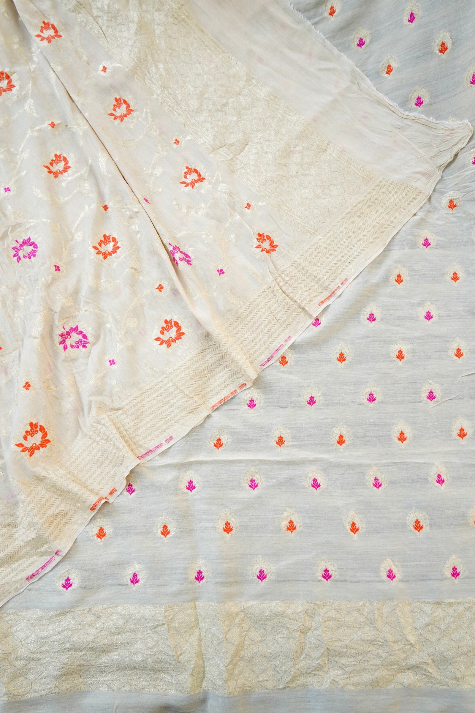 Moonga Silk Handloom Banarasi Dyeable Suit Fabric