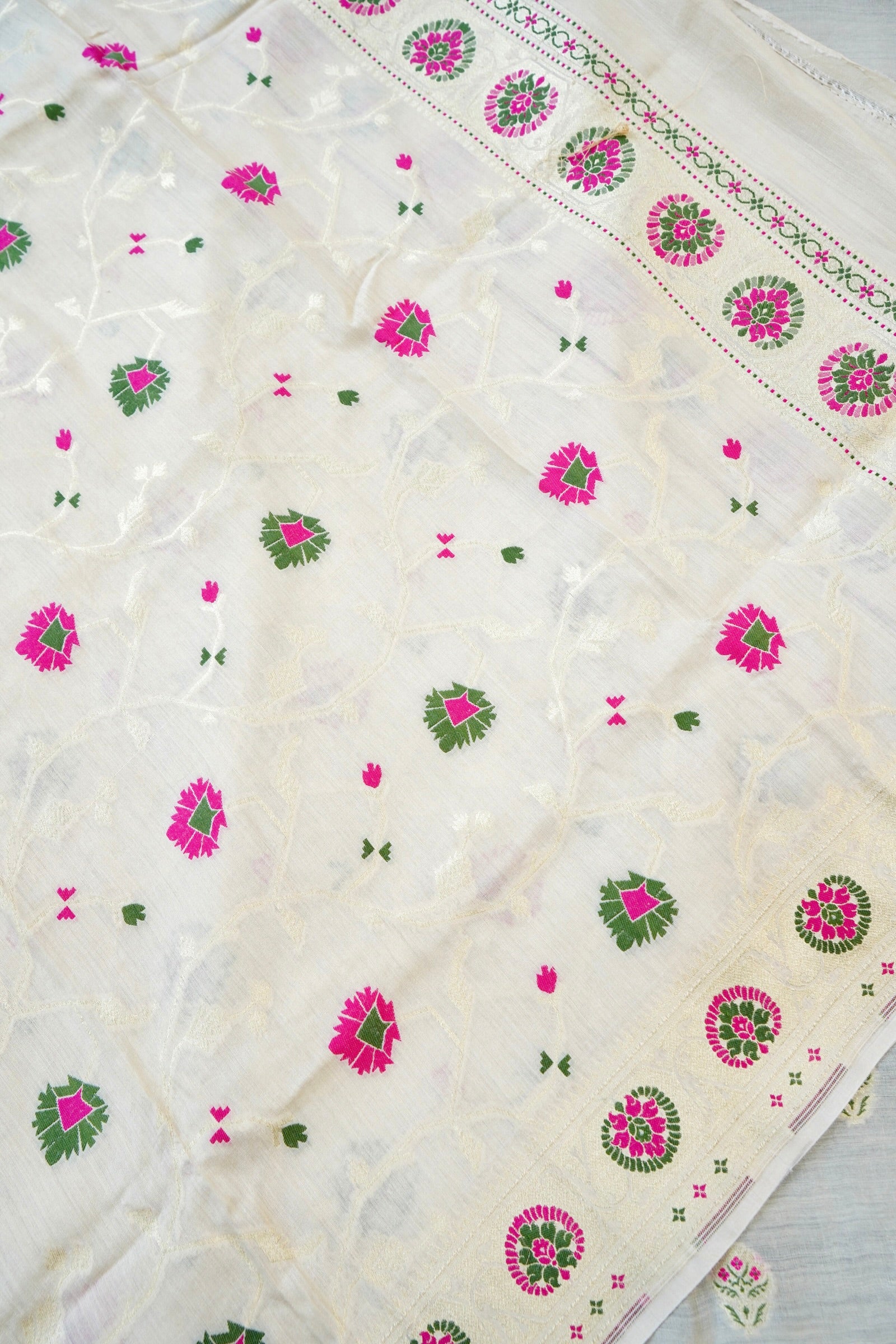 Moonga Silk Handloom Banarasi Dyeable Suit Fabric