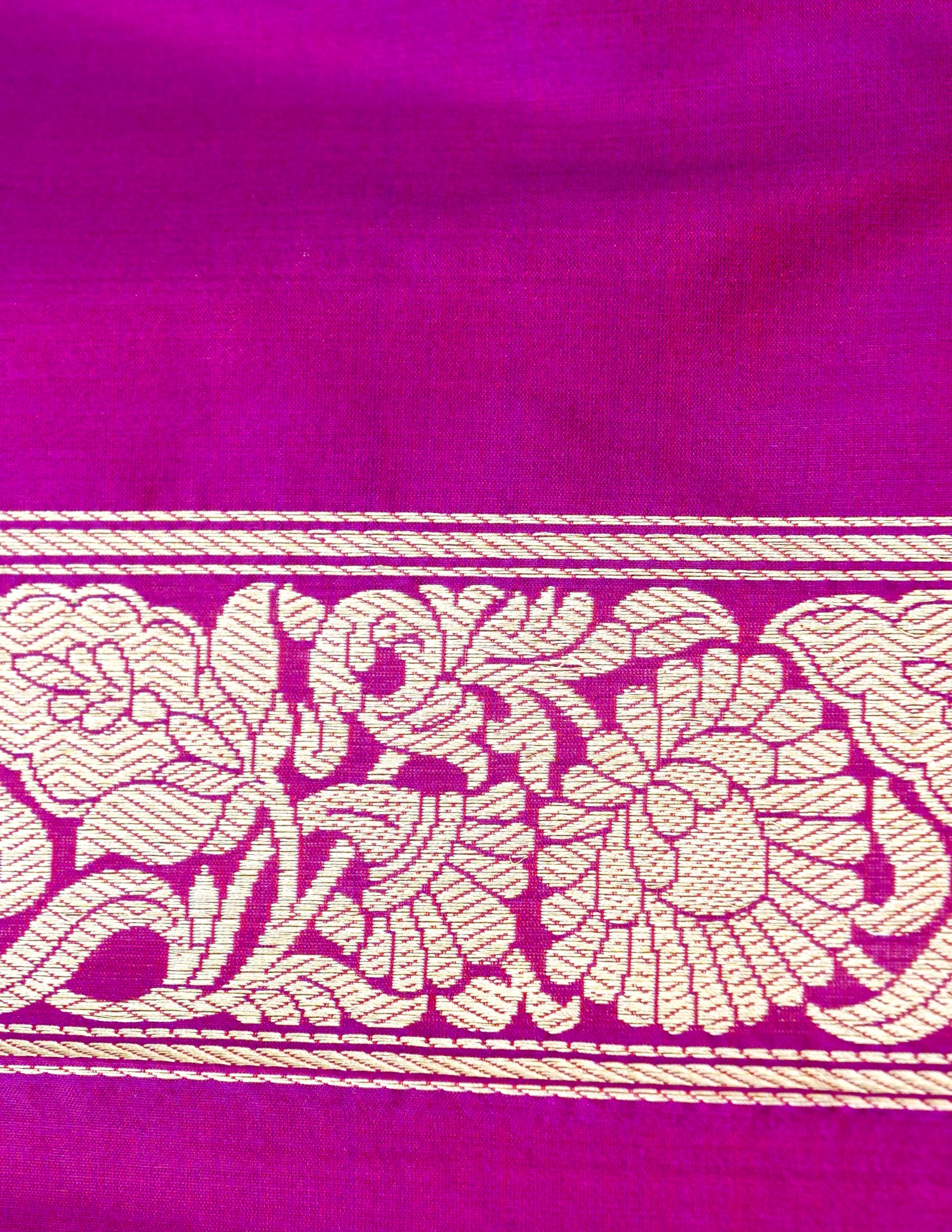 Banarasi Katan Silk Handwoven Kadwa Saree