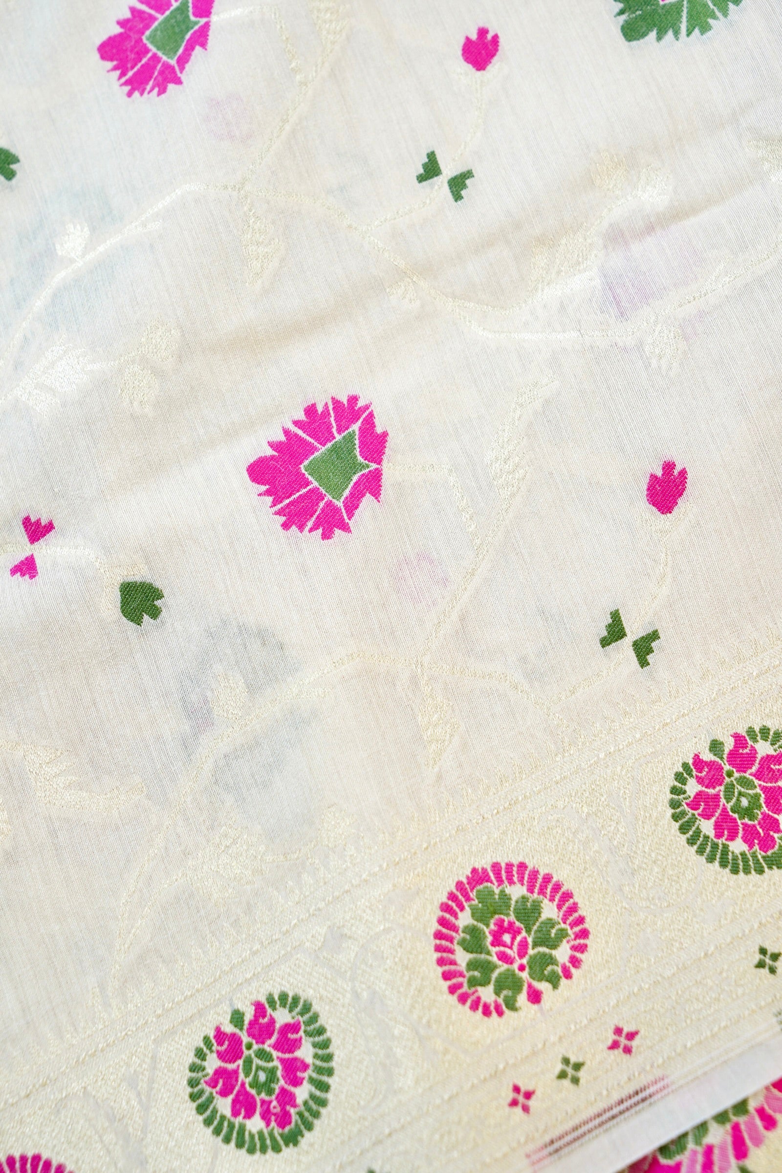 Moonga Silk Handloom Banarasi Dyeable Suit Fabric