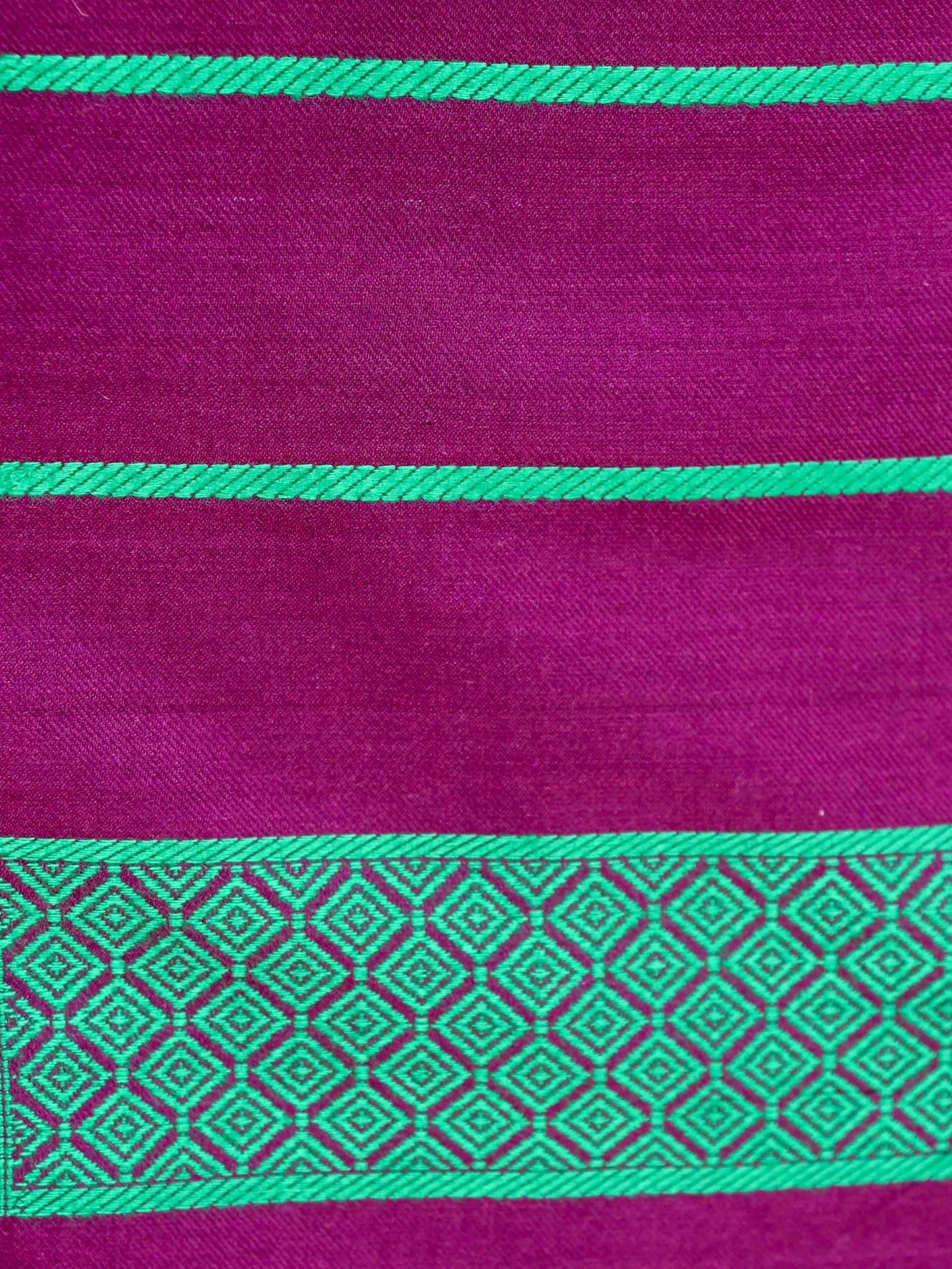 Handloom Katan Silk Banarasi Kadwa Ektara Saree