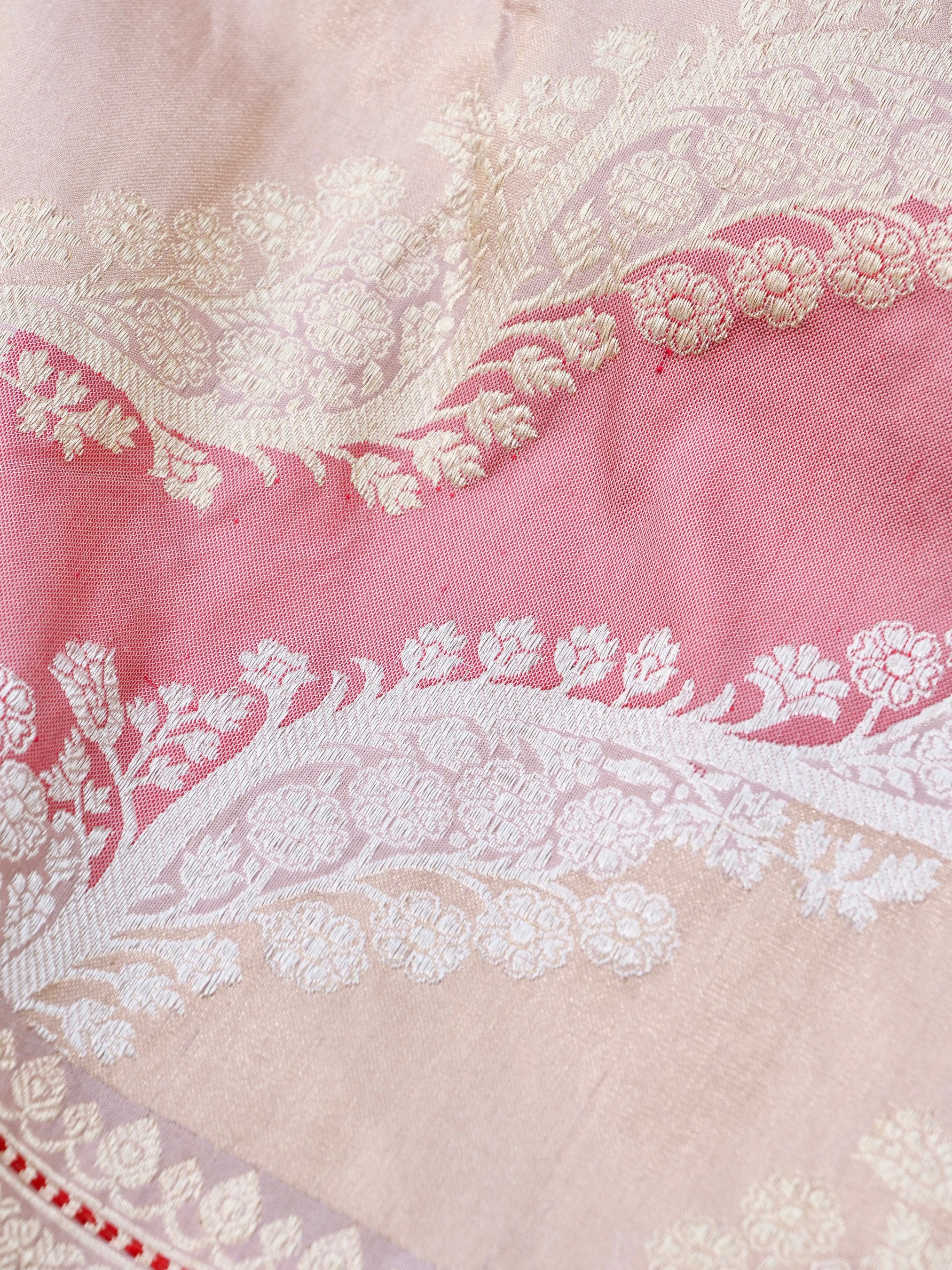 Handloom Banarasi Pure Katan Silk Rangkat Kadwa Saree