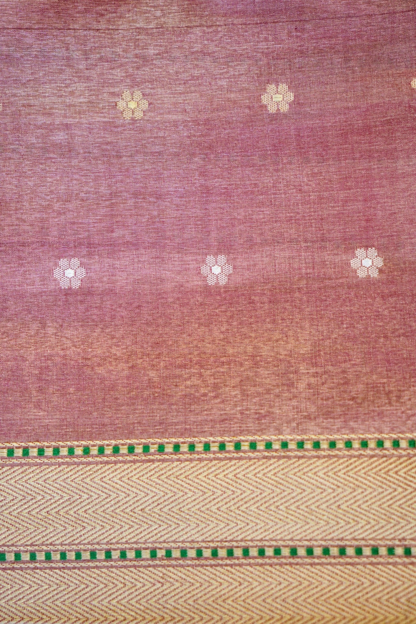 Handloom Banarasi Pure Silk Tissue Kadwa Saree