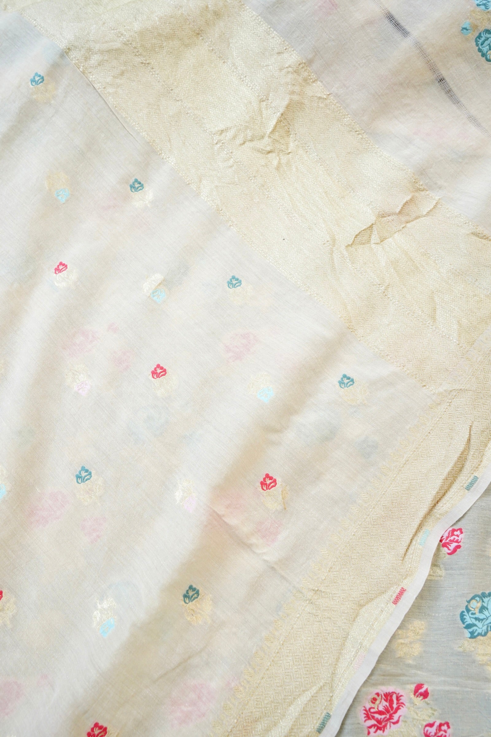 Moonga Silk Handloom Banarasi Dyeable Suit Fabric