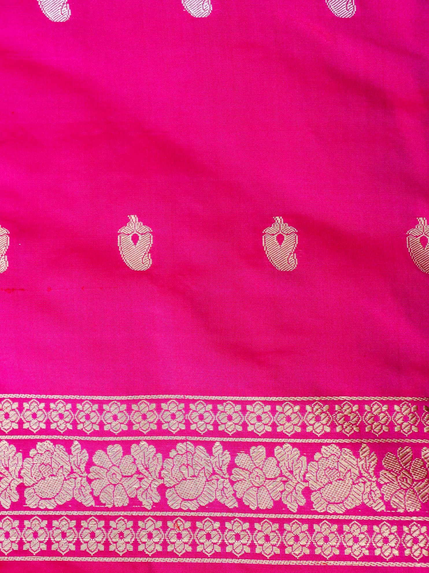 Handwoven Pure Sateen Silk Kadwa Banarasi Saree