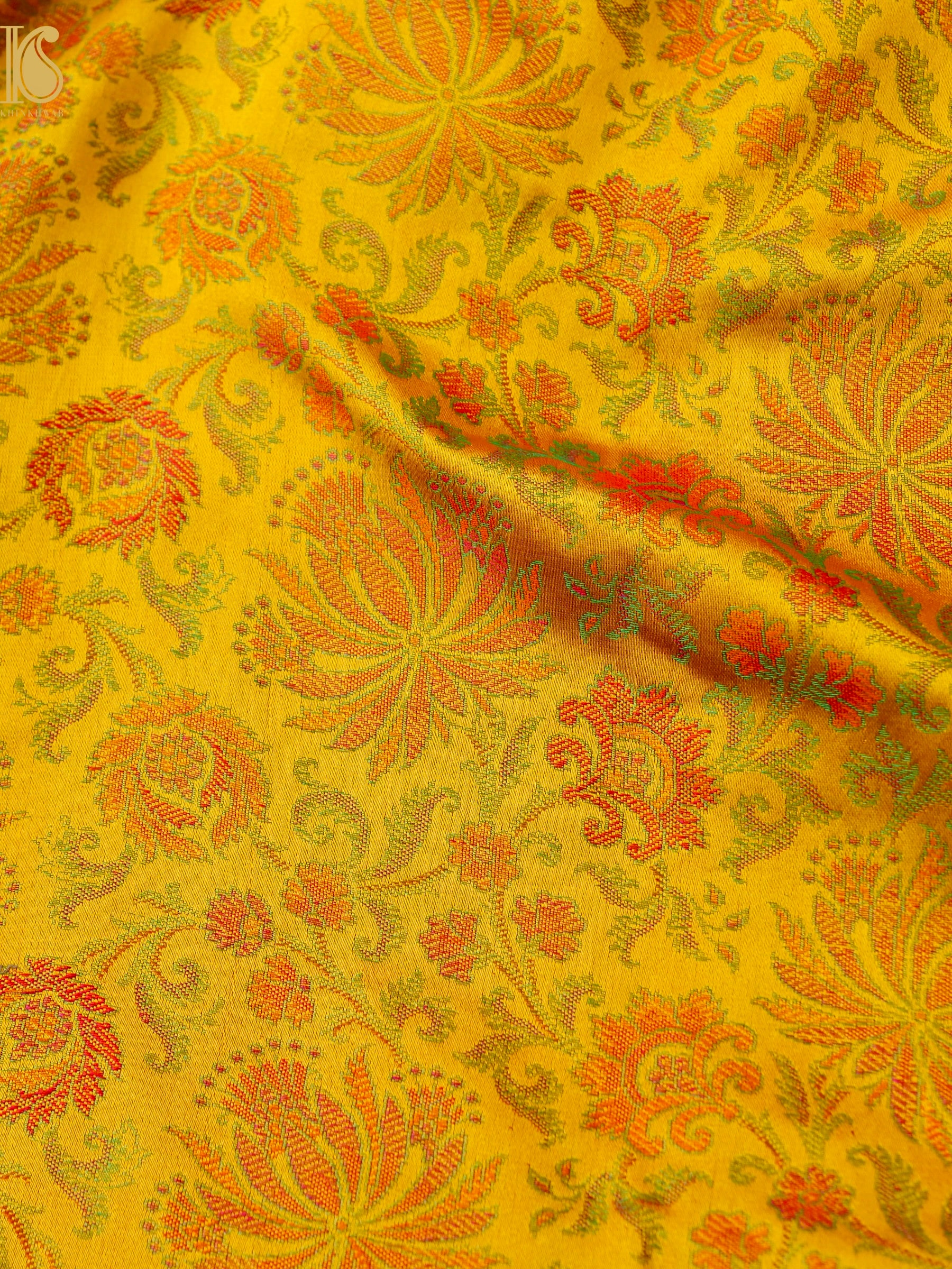 Handloom Banarasi Guldaudi Tanchoi Silk Fabric