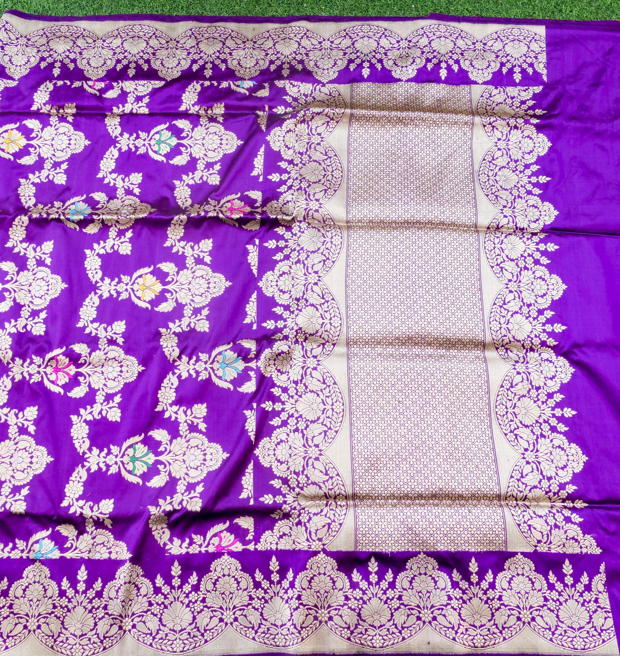 Banarasi Katan Silk Handwoven Kadwa Jaal Saree