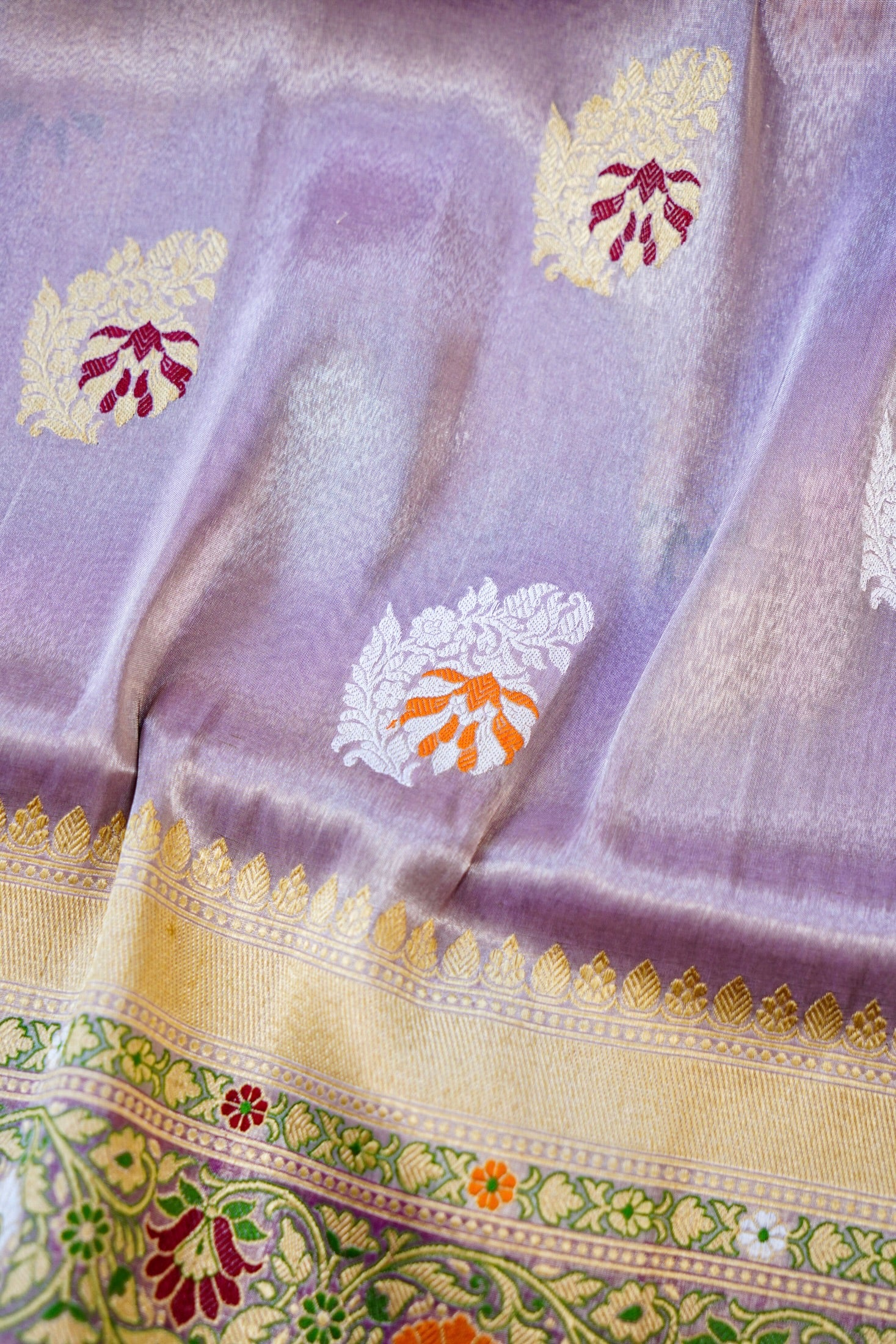 Handloom Banarasi Pure Silk Tissue Kadwa Saree