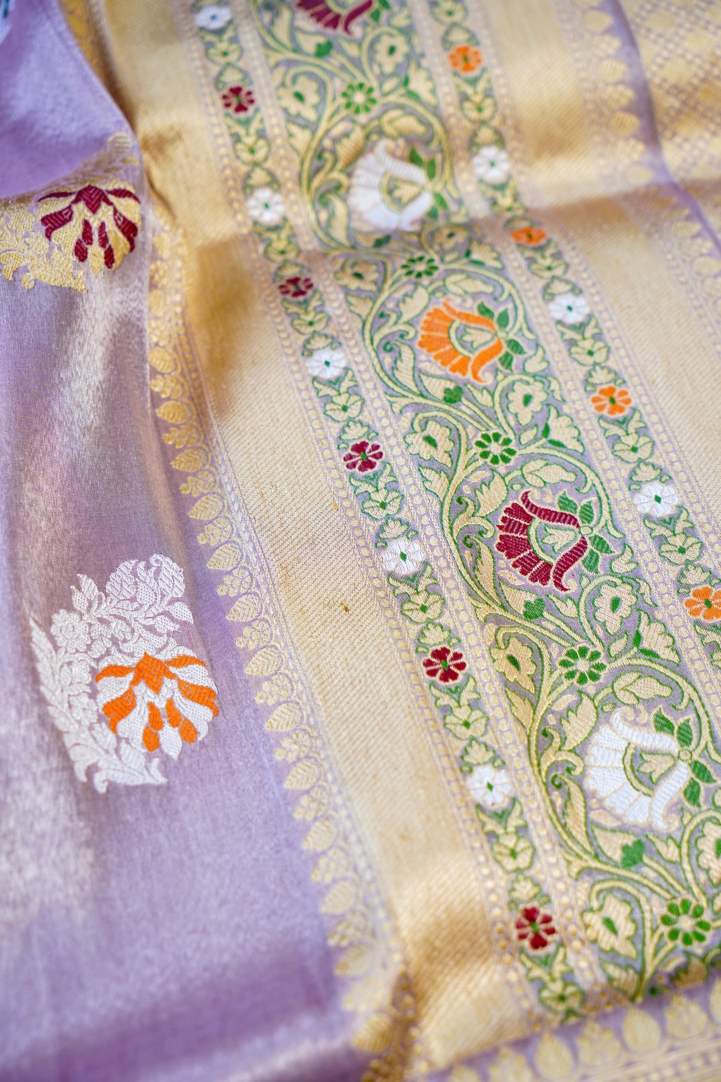Handloom Banarasi Pure Silk Tissue Kadwa Saree