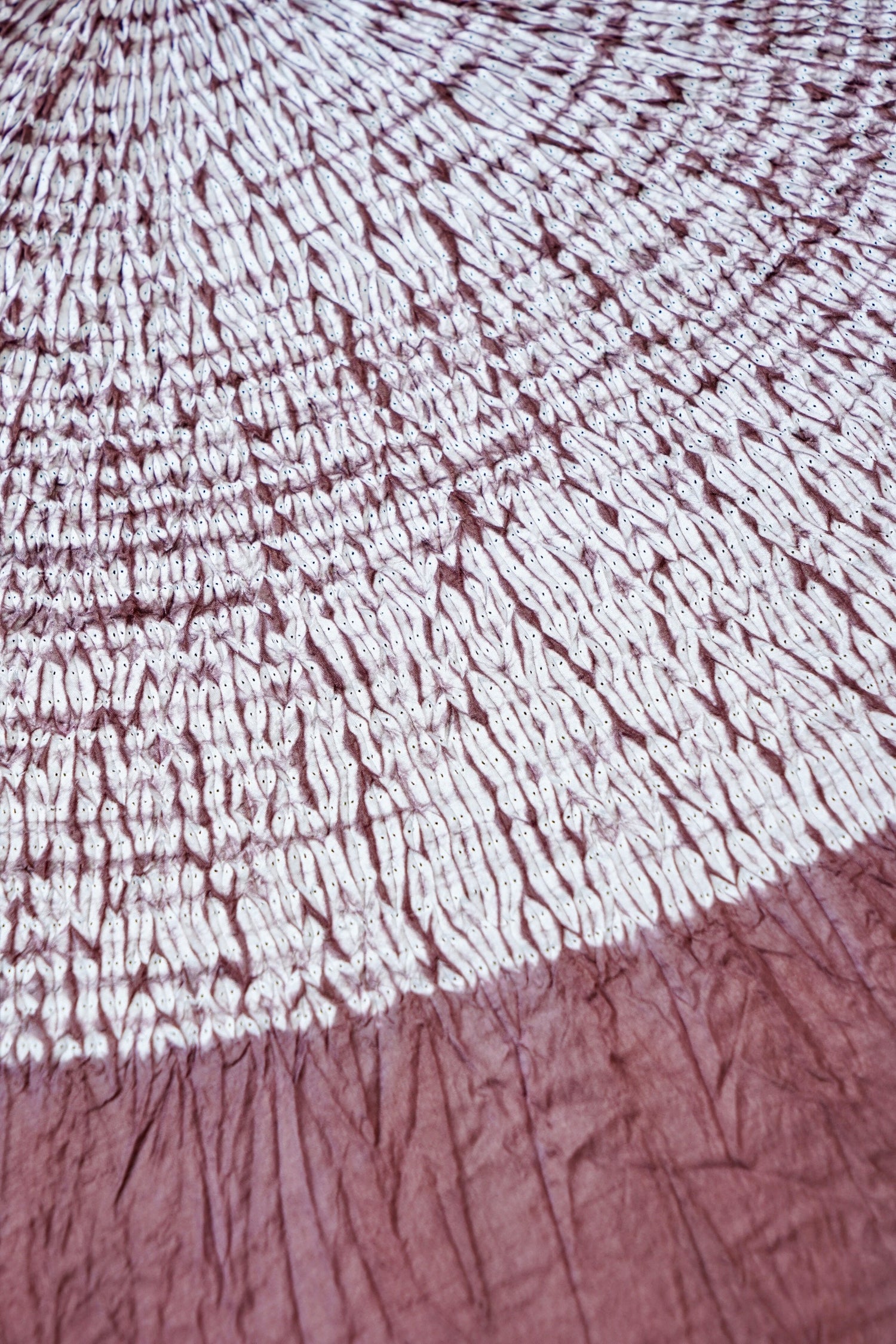 Handwoven Pure Silk Maharani Bandhani Hands Free Saree