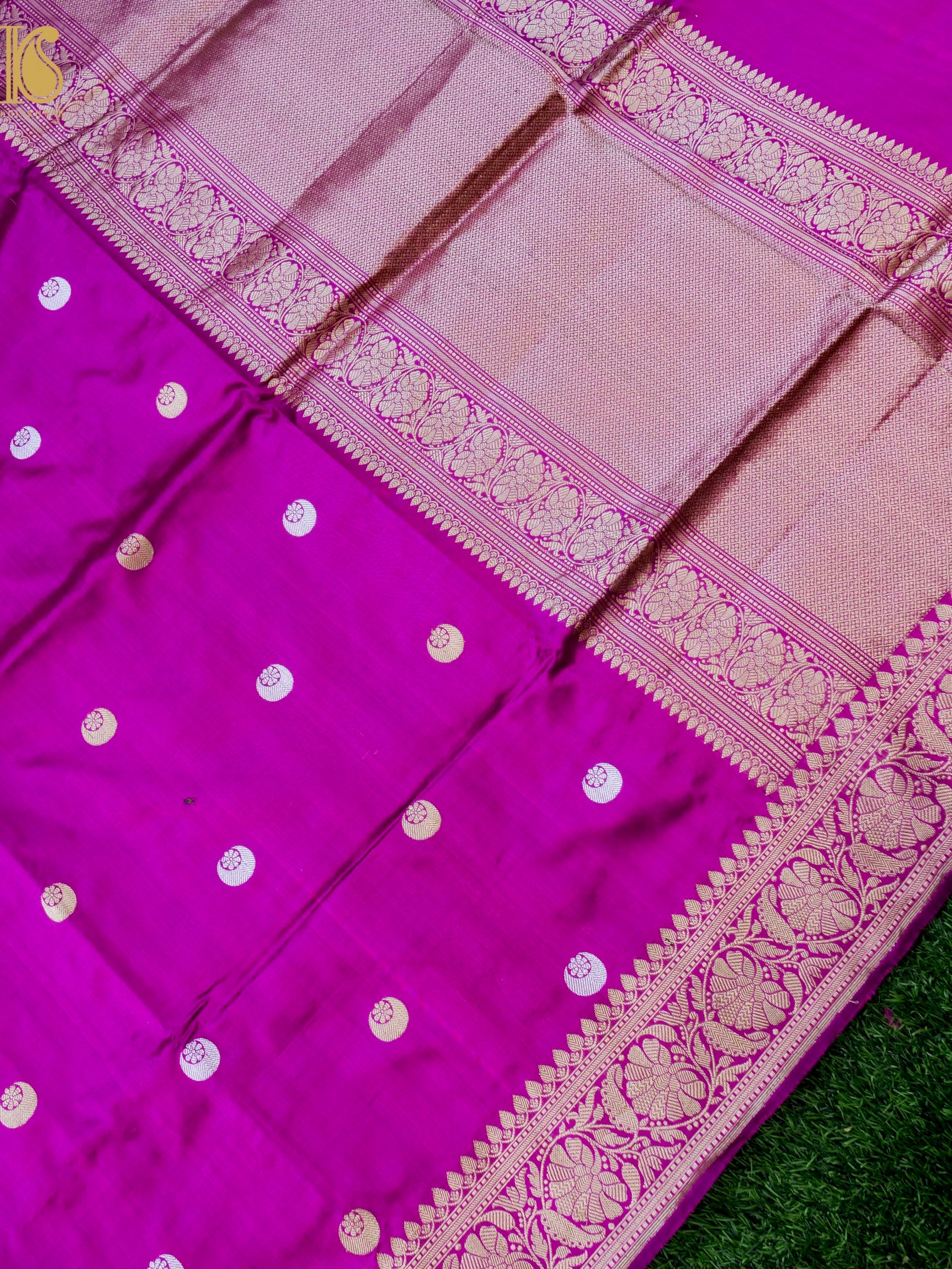 Banarasi Katan Silk Handwoven Chaand Boota Saree