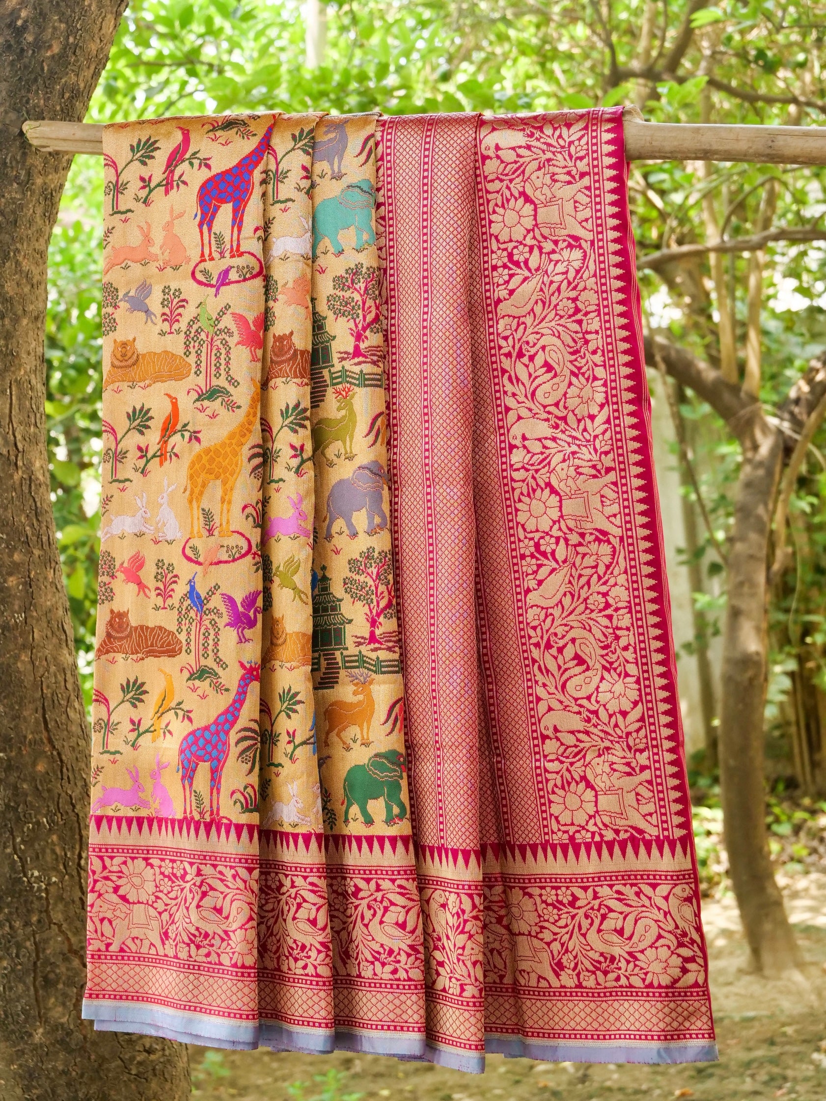 Handwoven Banarasi Katan Silk Kadwa Shikargah Saree