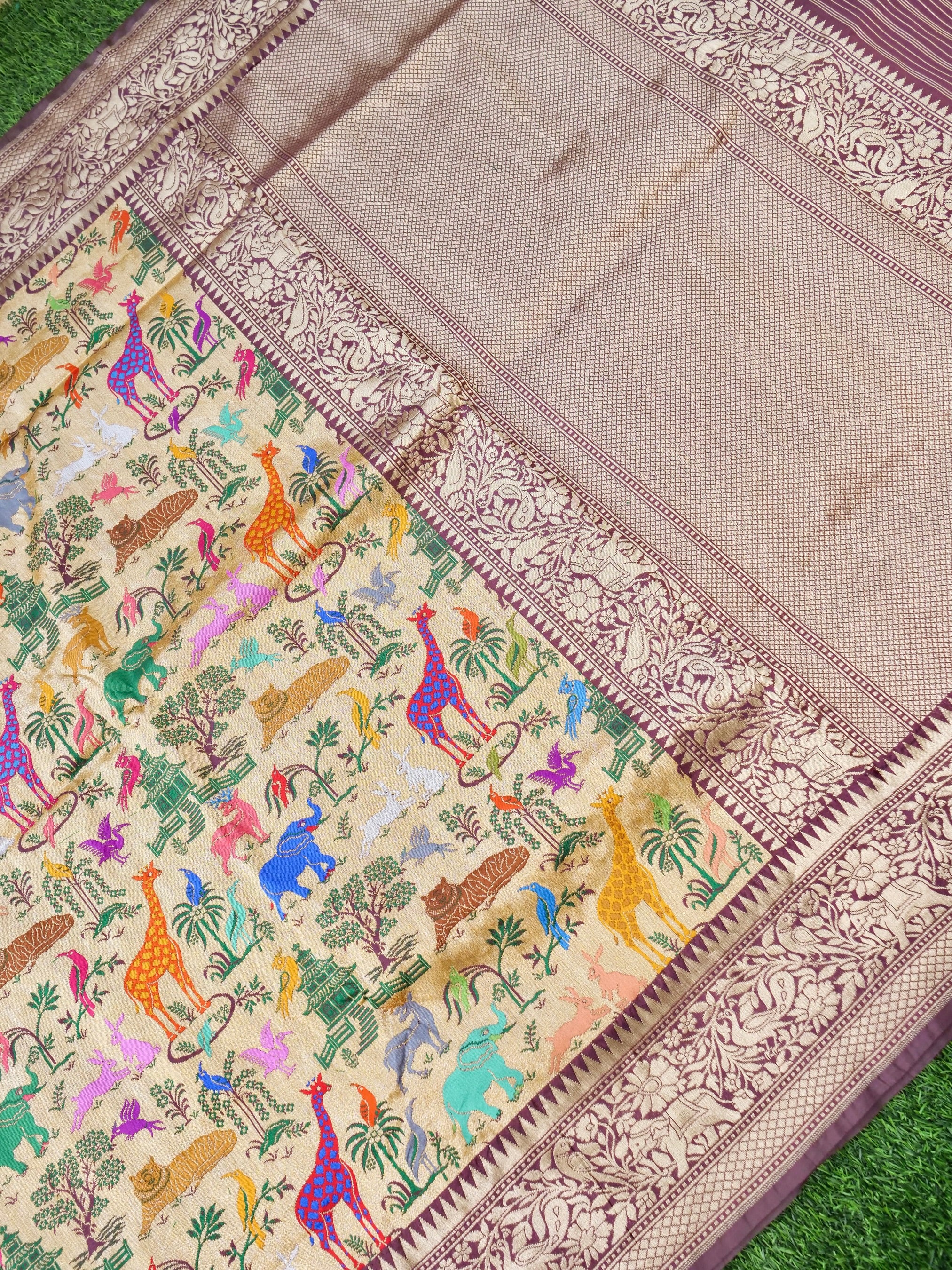 Handwoven Banarasi Katan Silk Kadwa Shikargah Saree