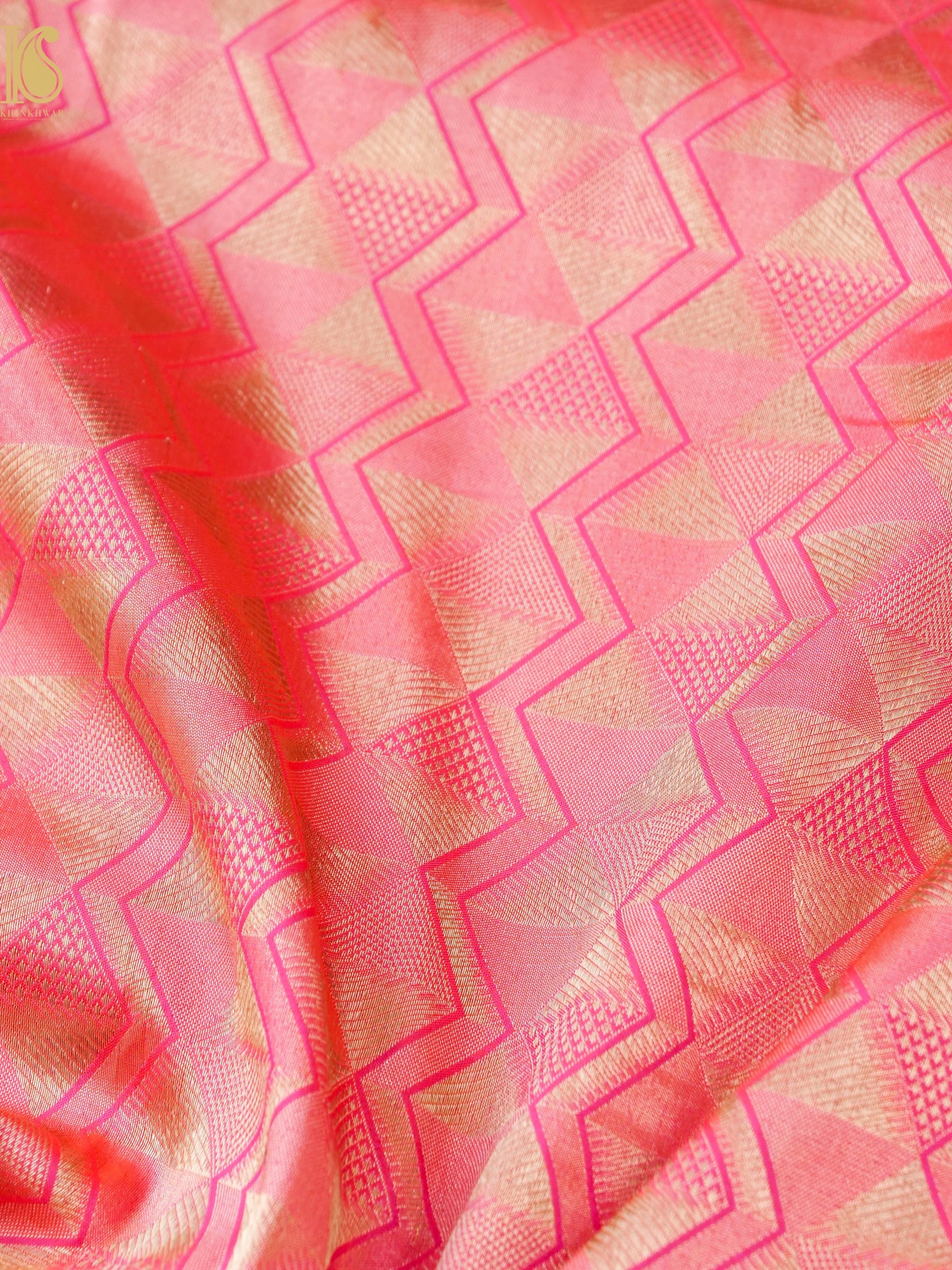 Handloom Banarasi Katan Silk Zari Tanchoi Saree