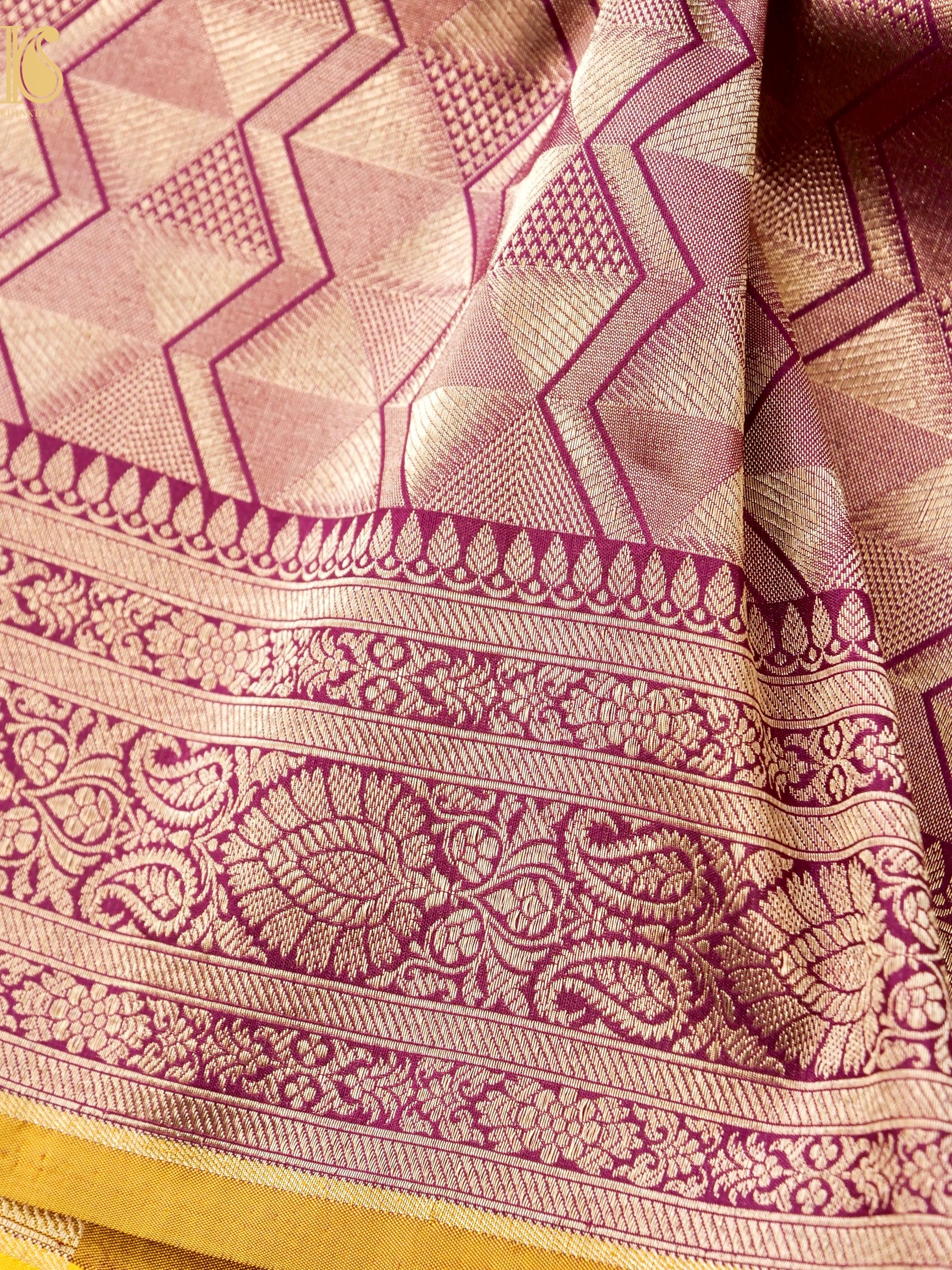 Handloom Banarasi Katan Silk Zari Tanchoi Saree