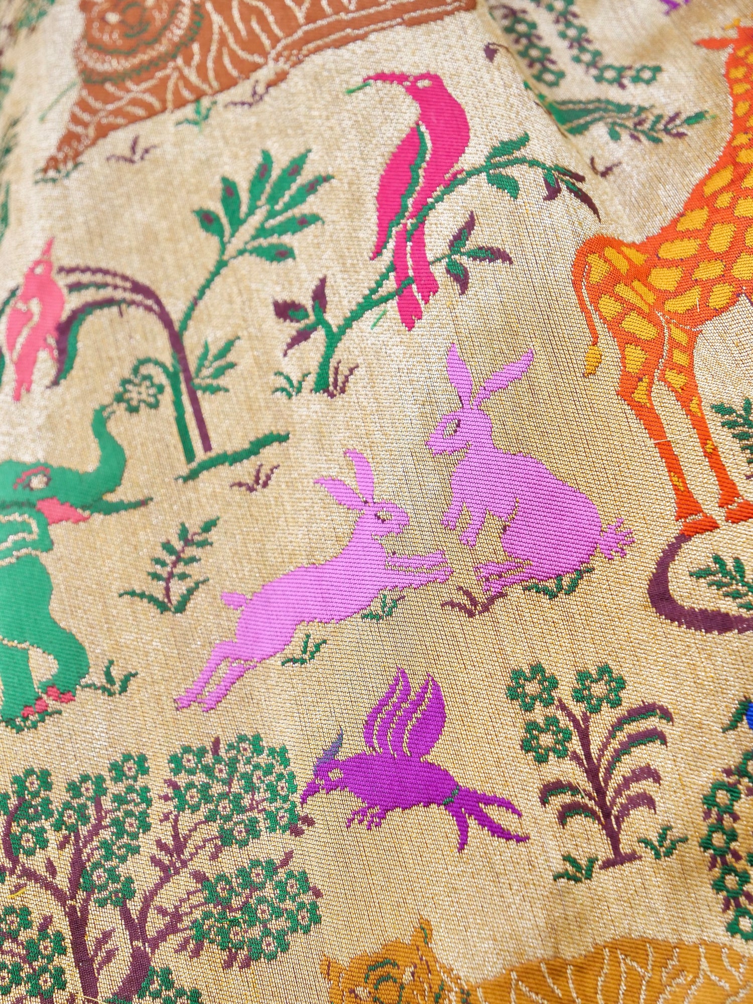Handwoven Banarasi Katan Silk Kadwa Shikargah Saree
