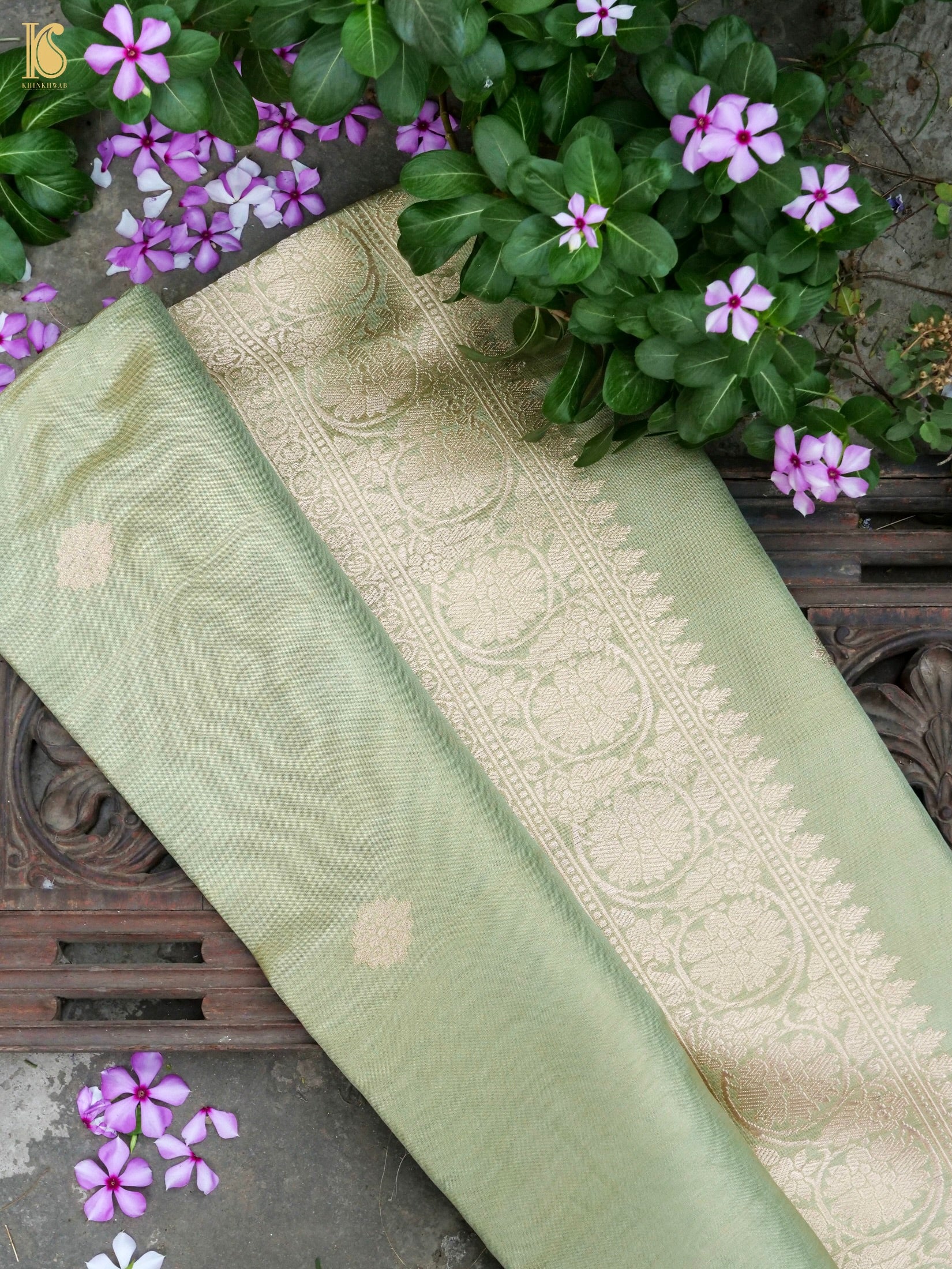 Handloom Banarasi Pure Silk Tissue Kadwa Ektara Saree