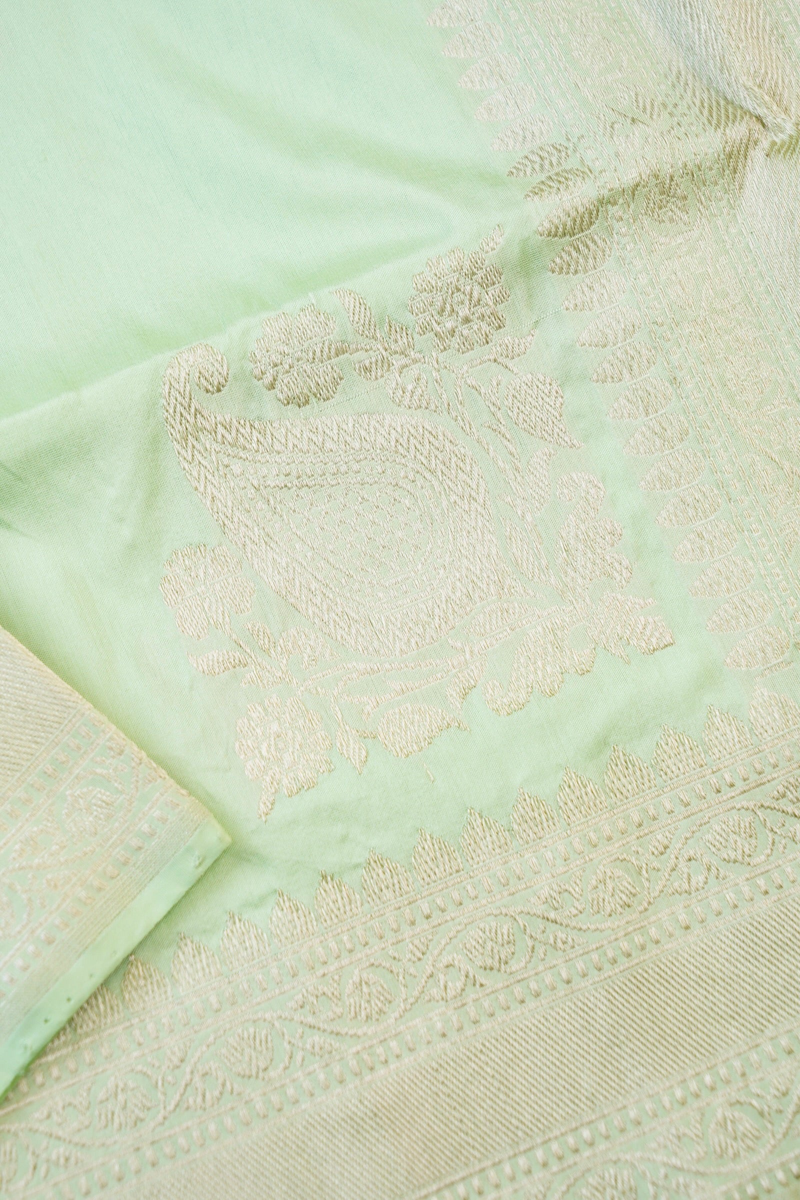 Handloom Banarasi Pure Katan Silk Kadwa Saree