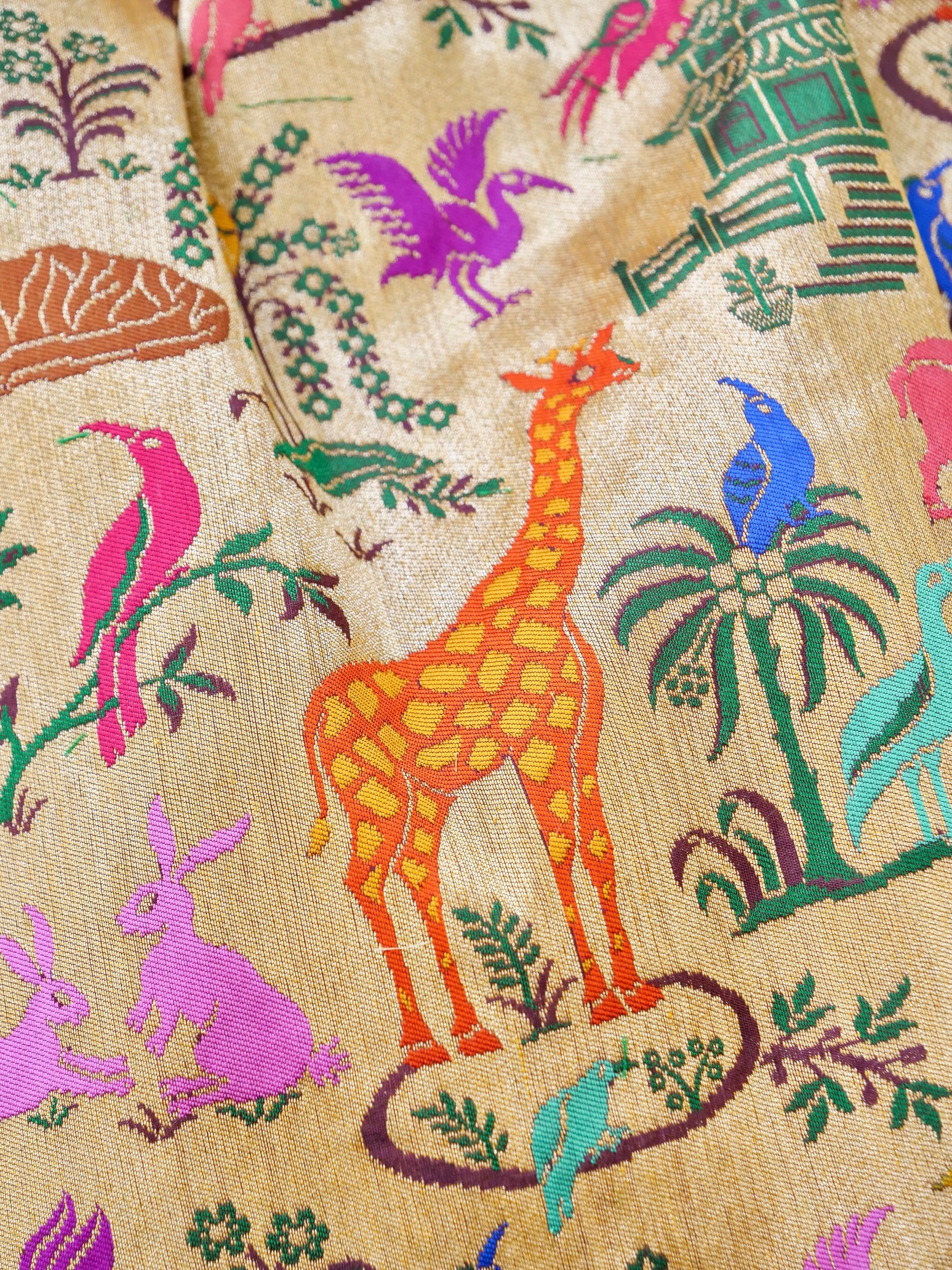 Handwoven Banarasi Katan Silk Kadwa Shikargah Saree