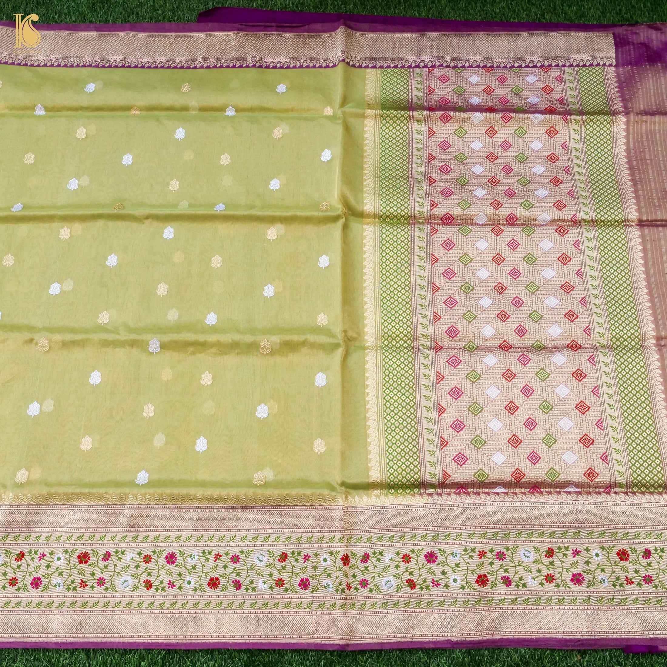 Handloom Banarasi Pure Silk Tissue Kadwa Saree