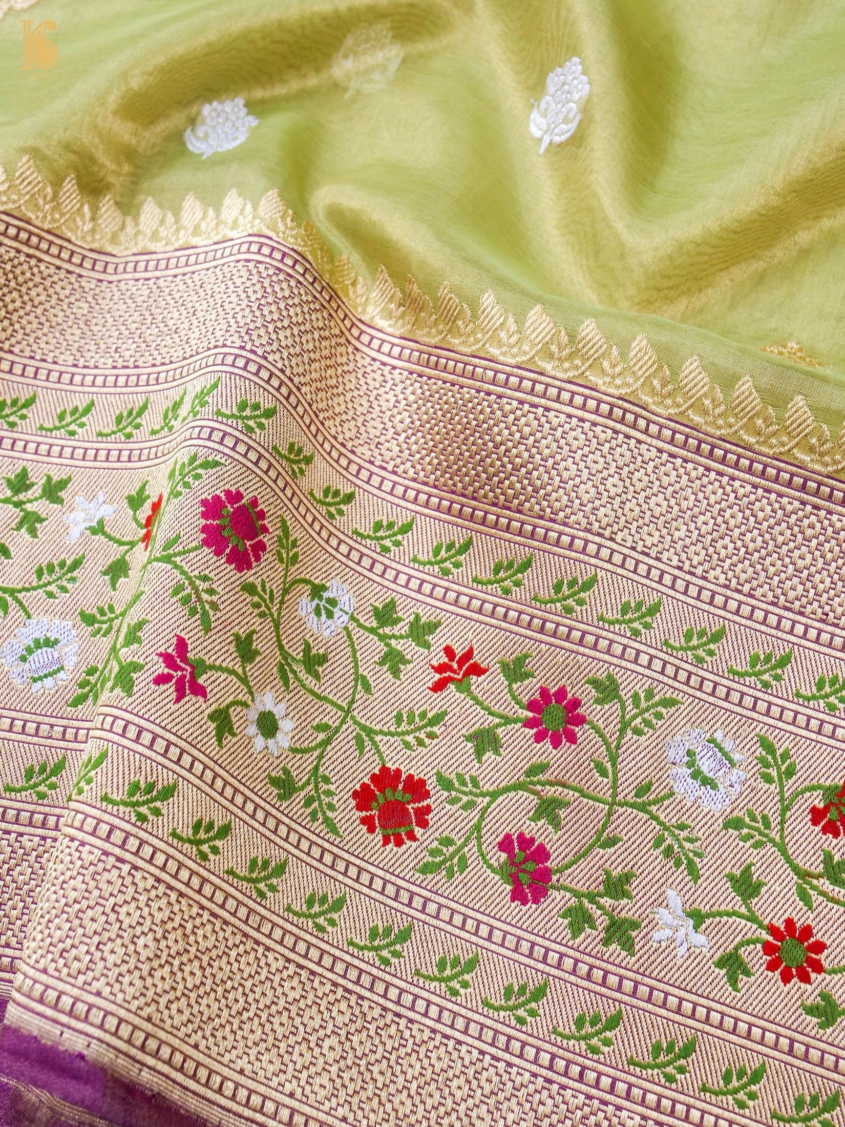 Handloom Banarasi Pure Silk Tissue Kadwa Saree
