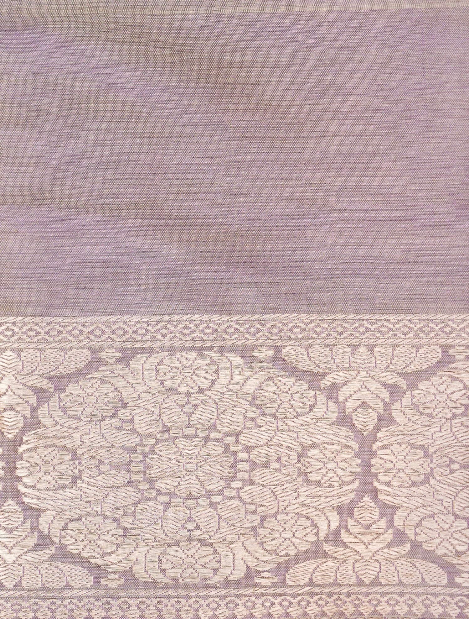 Handloom Banarasi Pure Silk Tissue Kadwa Ektara Saree