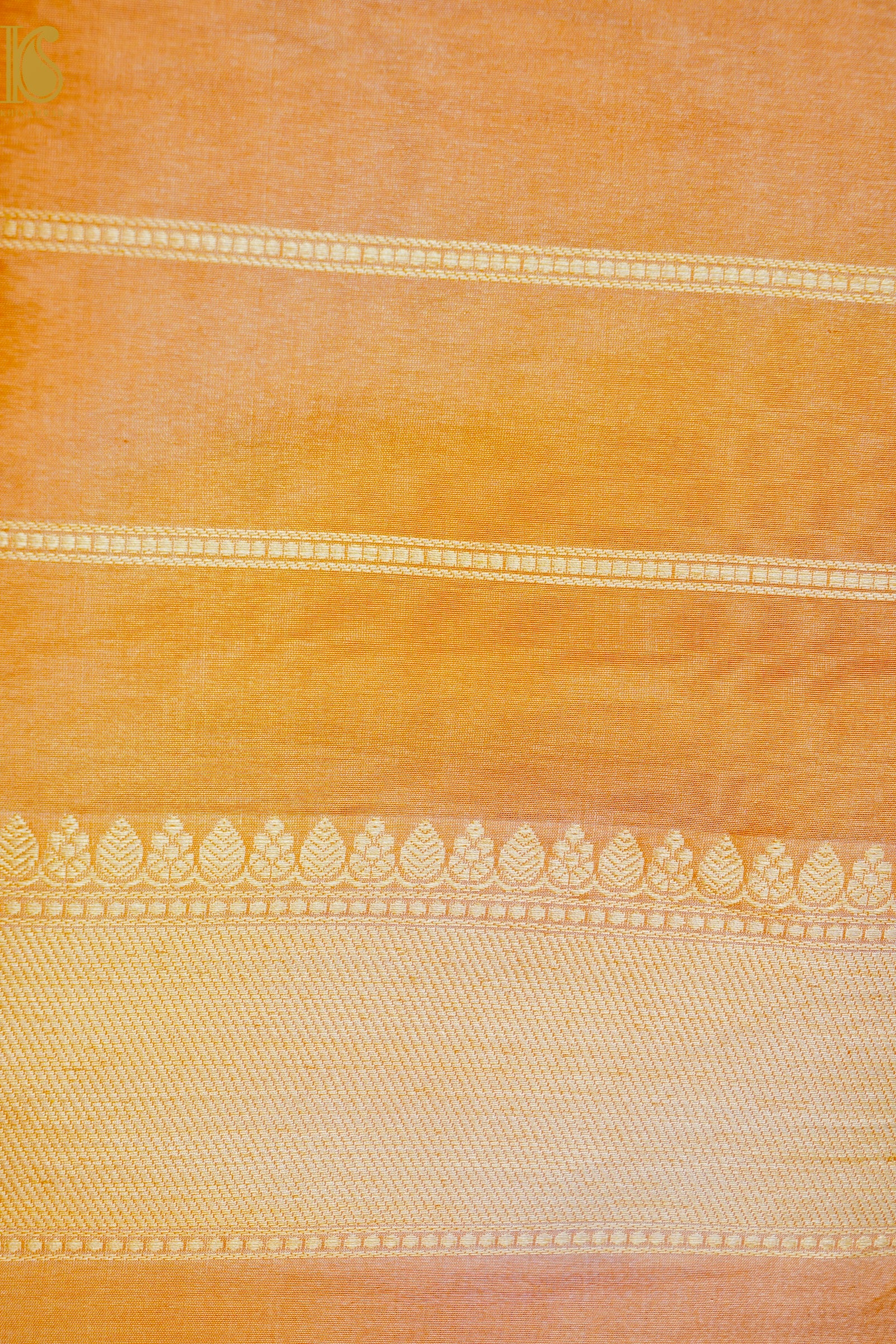 Handloom Banarasi Pure Silk Tissue Saree with Tilfi Weaving