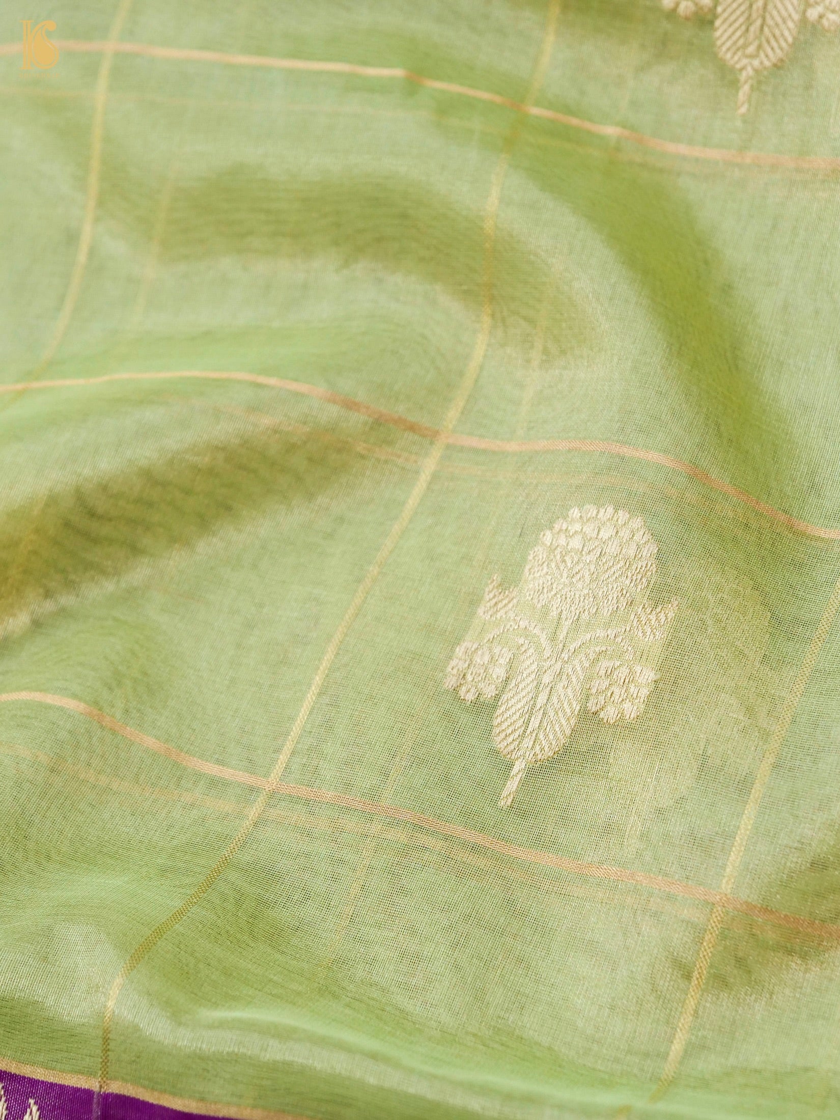 Handloom Banarasi Pure Silk Tissue Kadwa Saree