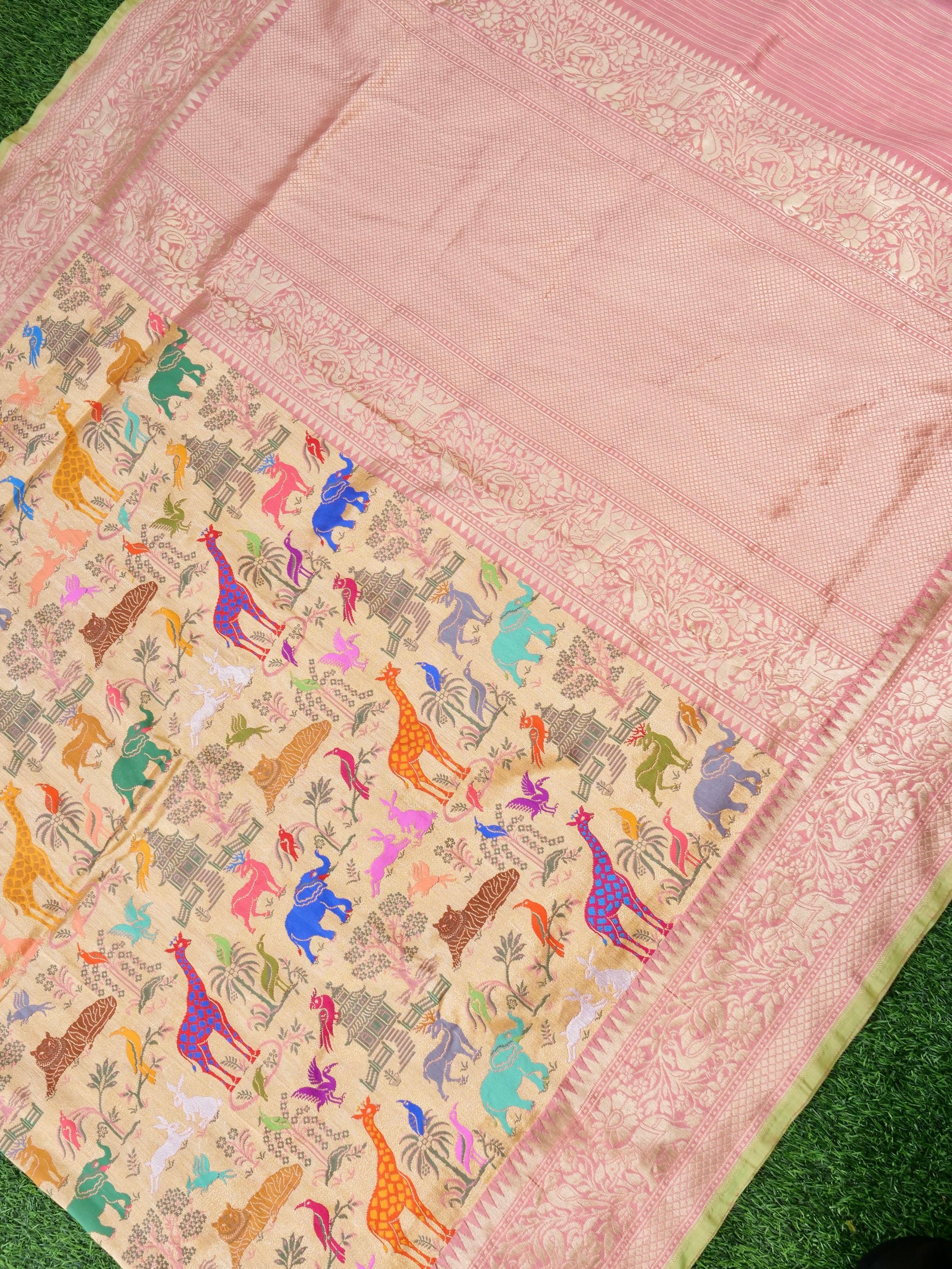 Handwoven Banarasi Katan Silk Kadwa Shikargah Saree