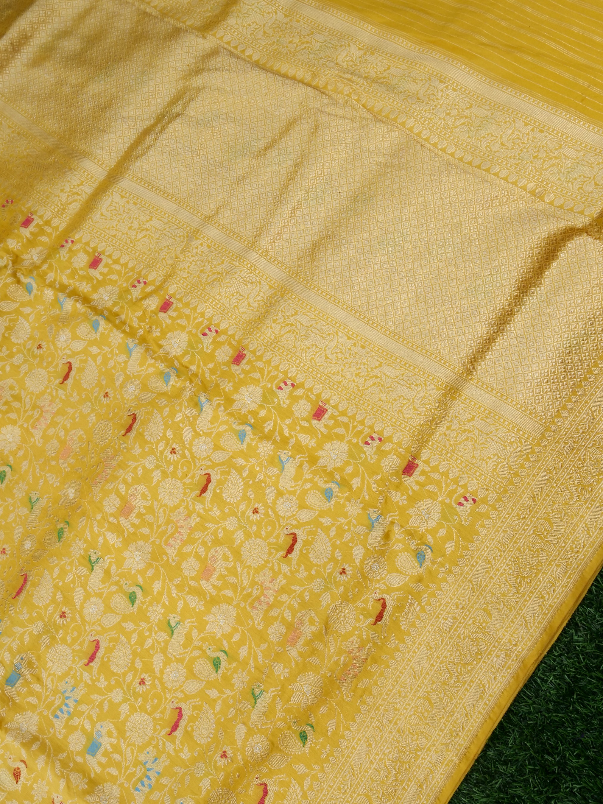 Handloom Banarasi Katan Shikargah Saree