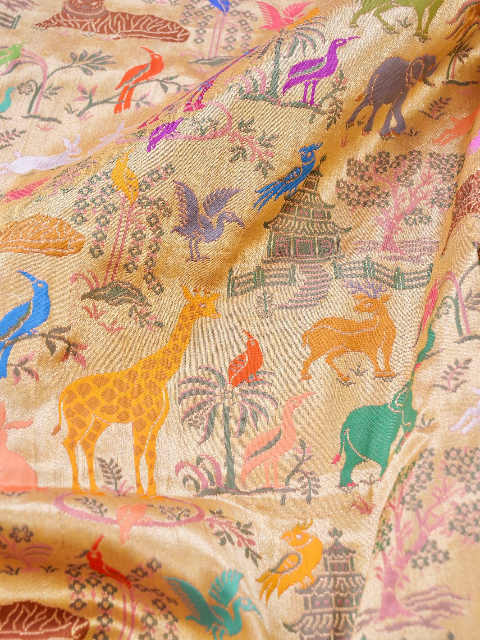 Handwoven Banarasi Katan Silk Kadwa Shikargah Saree