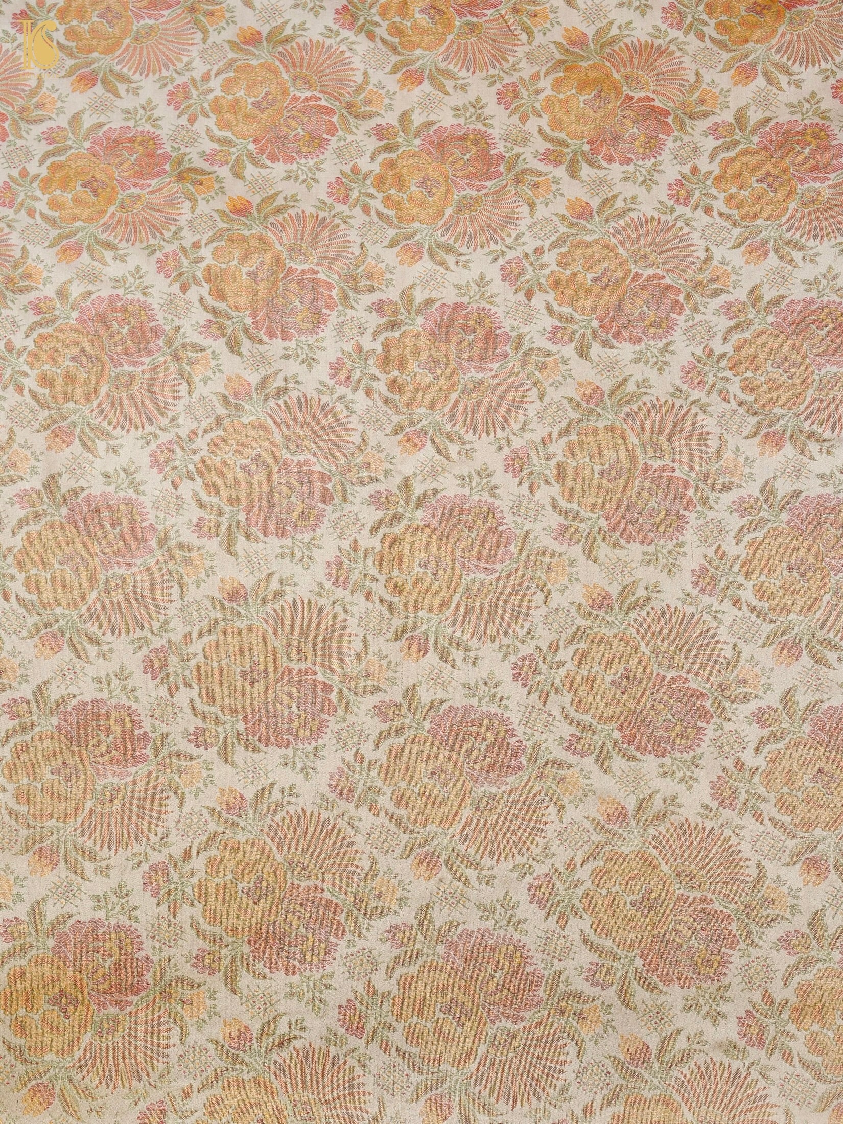 Handloom Banarasi Juhi Tanchoi Silk Fabric