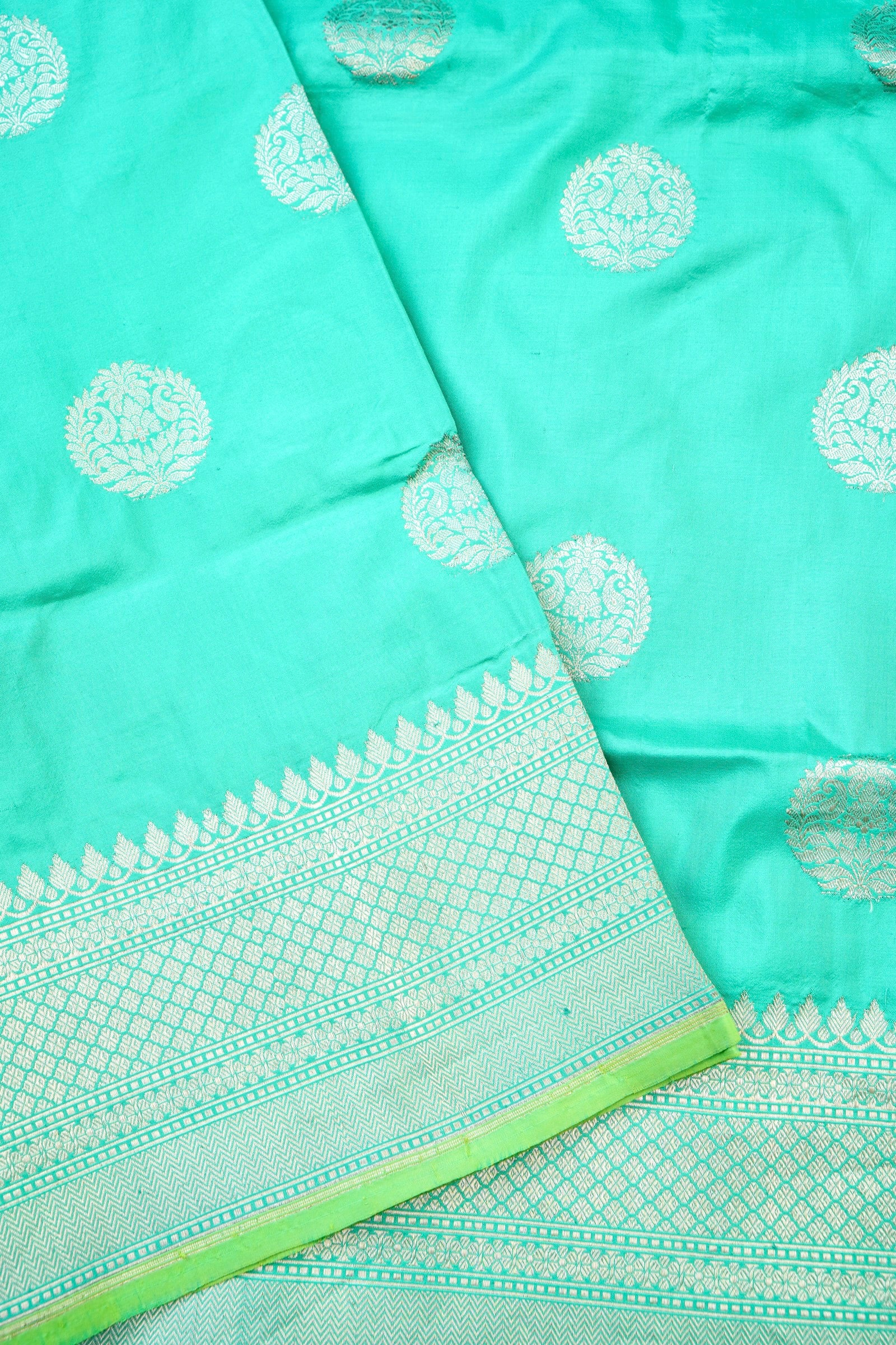 Handloom Banarasi Pure Katan Silk Kadwa Saree