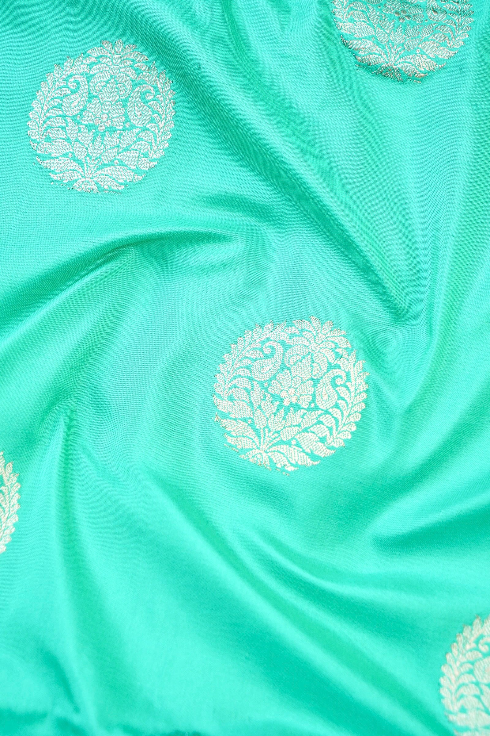 Handloom Banarasi Pure Katan Silk Kadwa Saree
