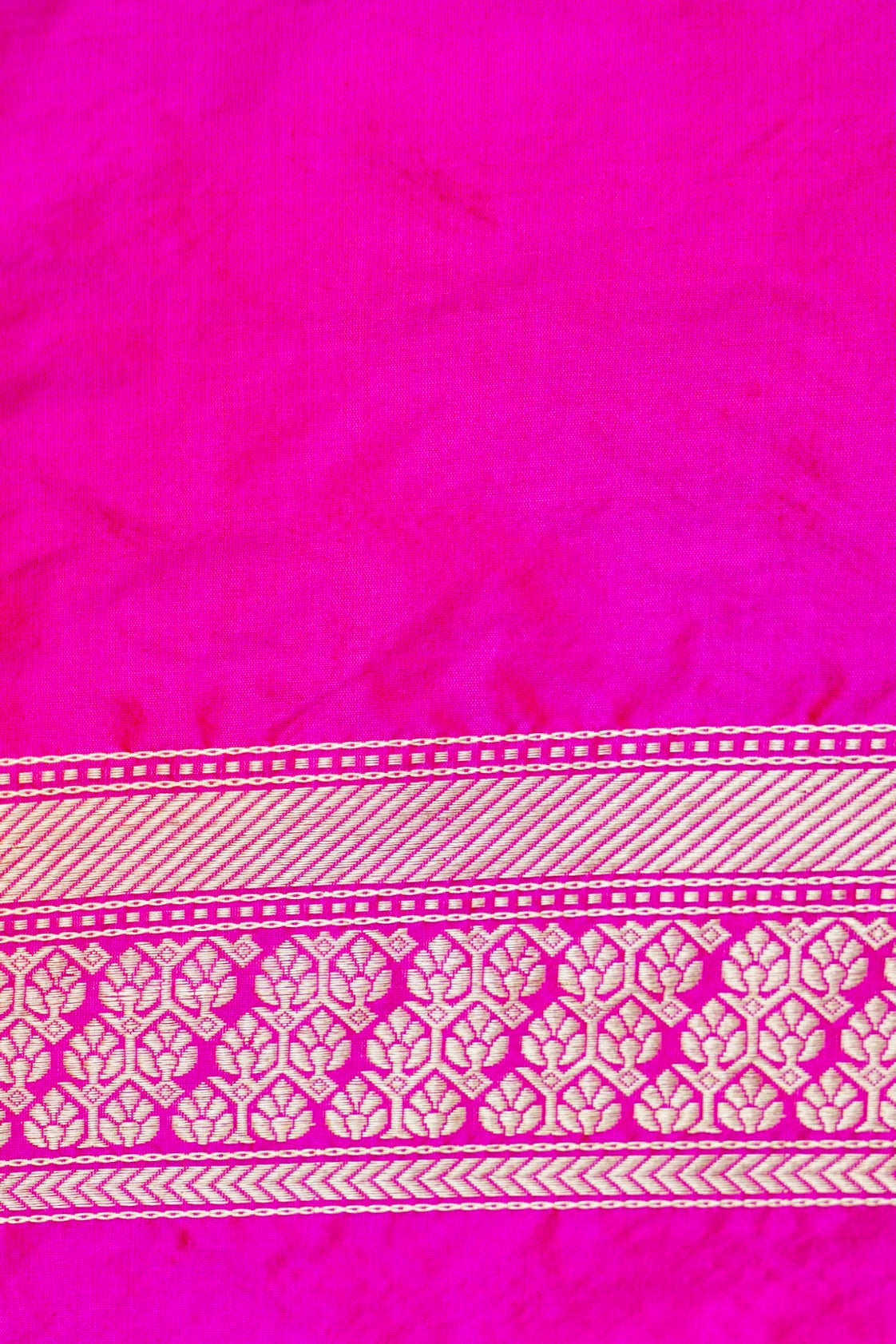 Handloom Banarasi Chauki Rangkat Pink Silk Saree
