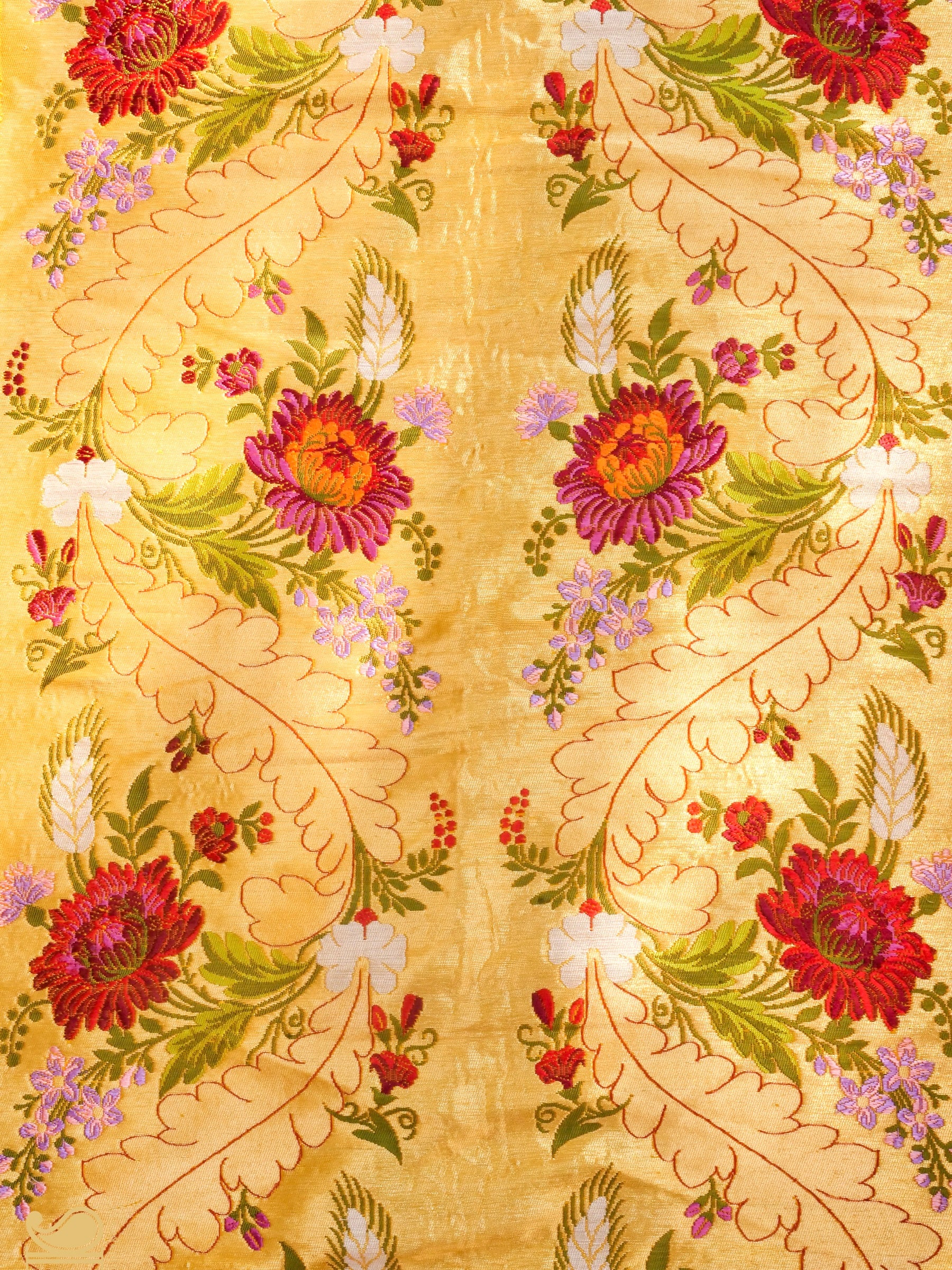 Handwoven Pure Brocade Gyaser Banarasi Fabric