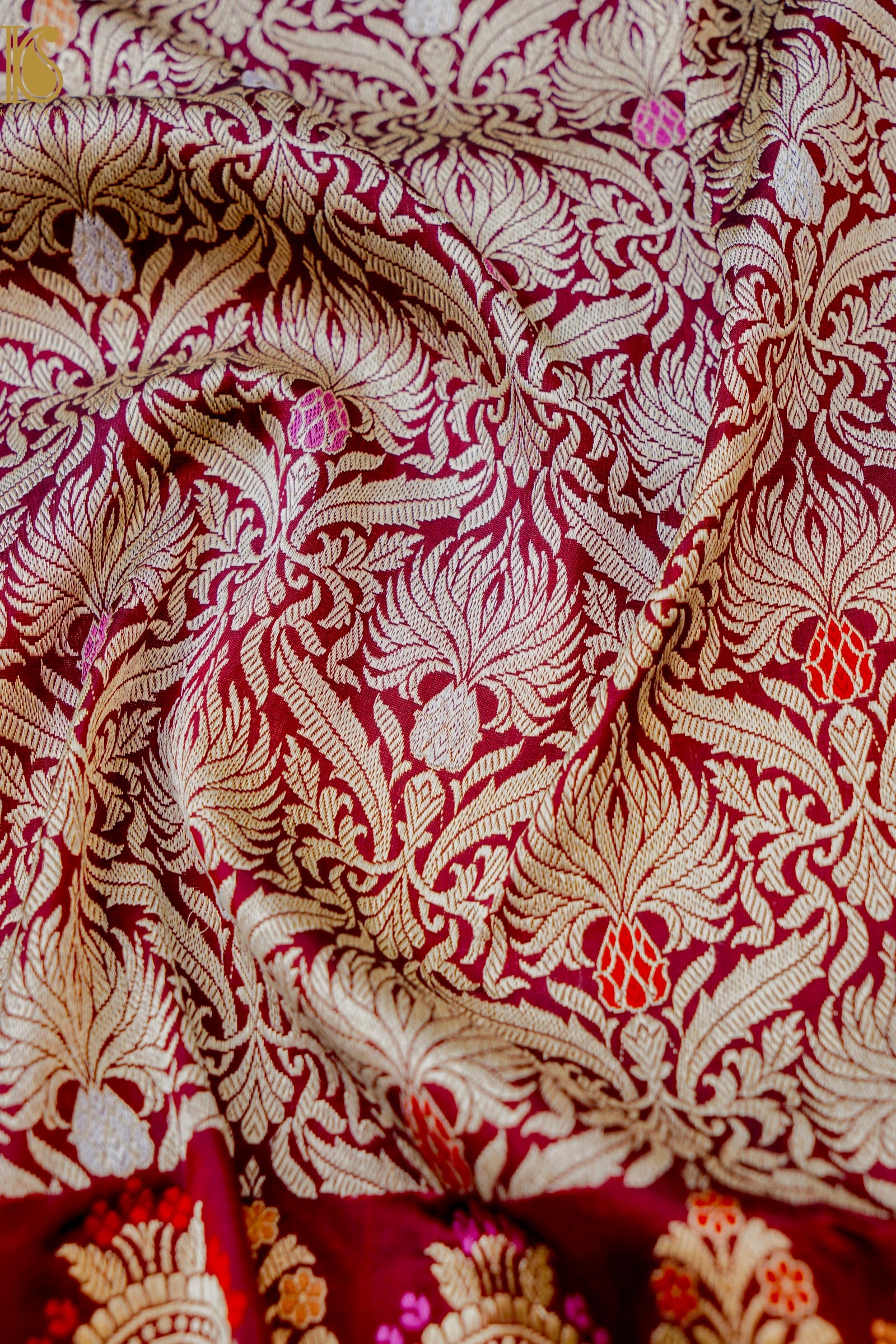 Handloom Banarasi Silk Meena Brocade Saree with Kadwa Border