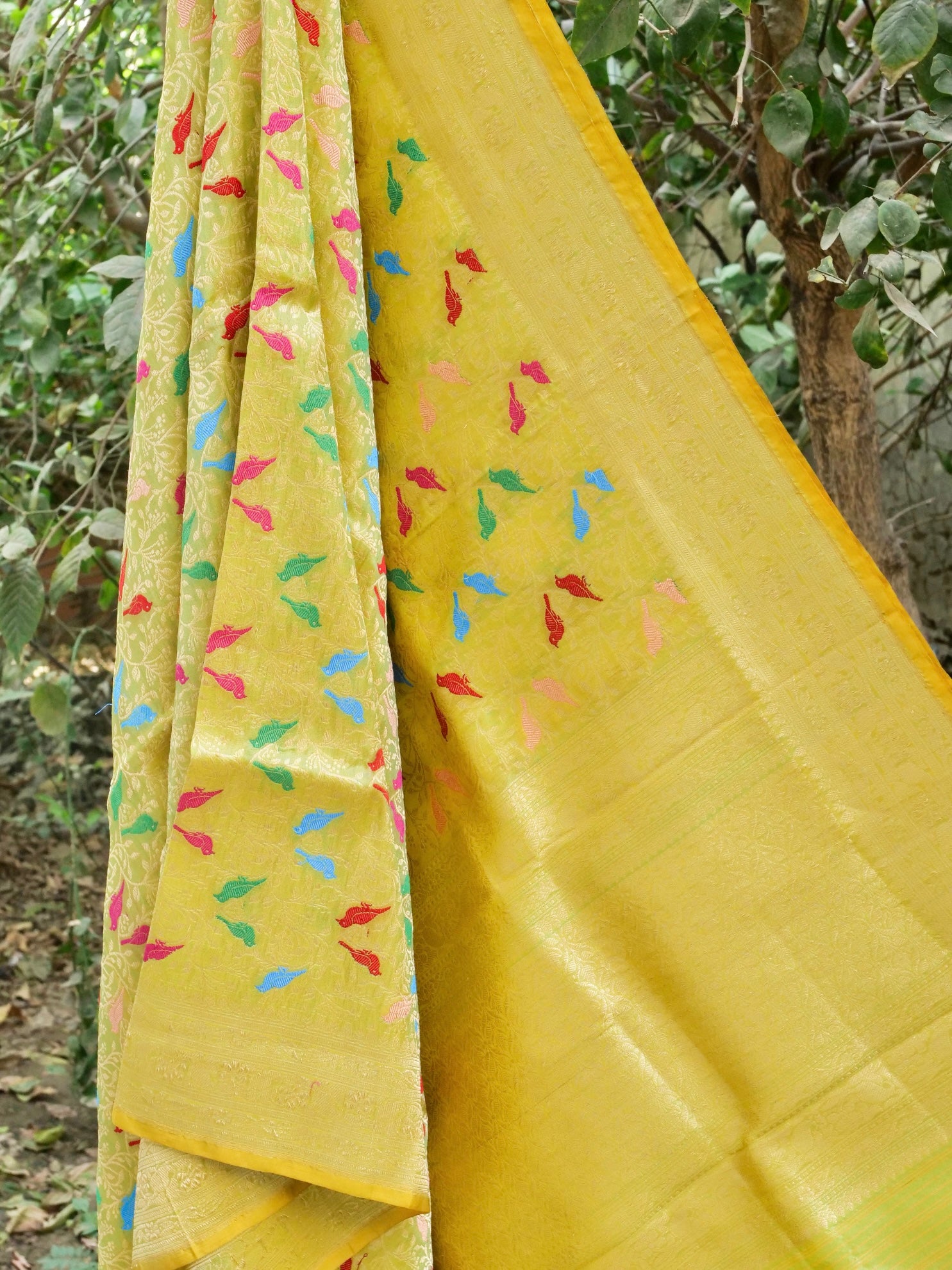 Handloom Banarasi Katan Silk Chidiya Dupatta