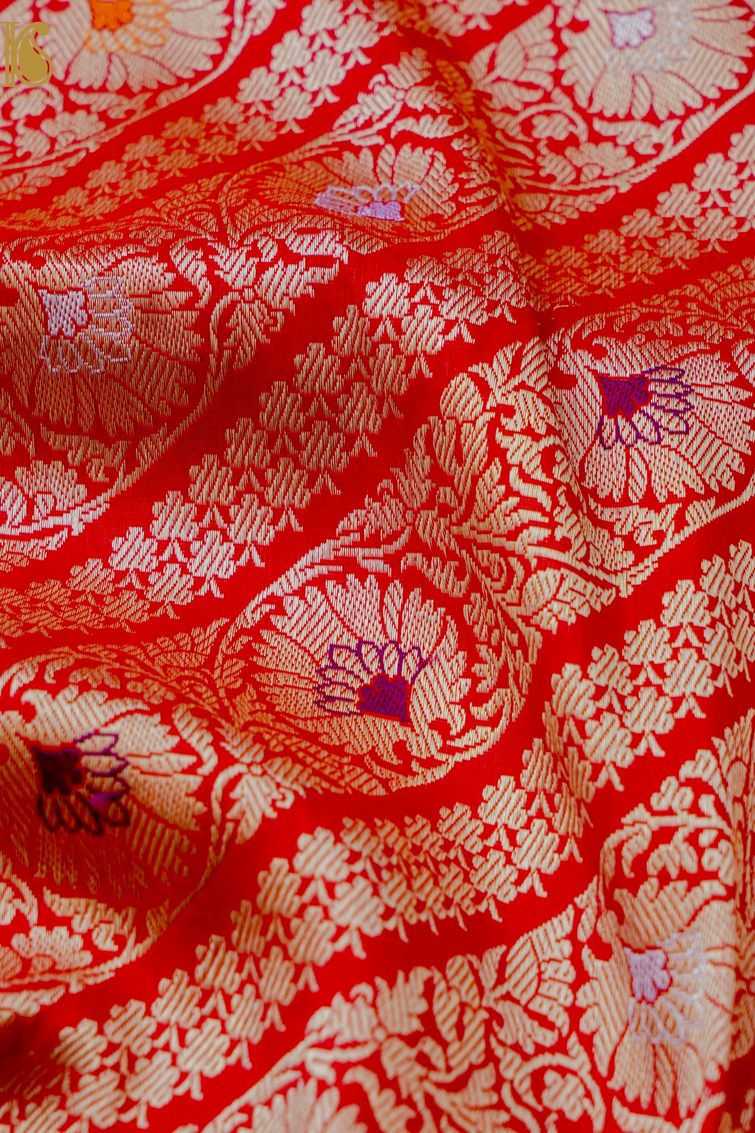Handloom Banarasi Silk Meena Brocade Saree with Kadwa Border