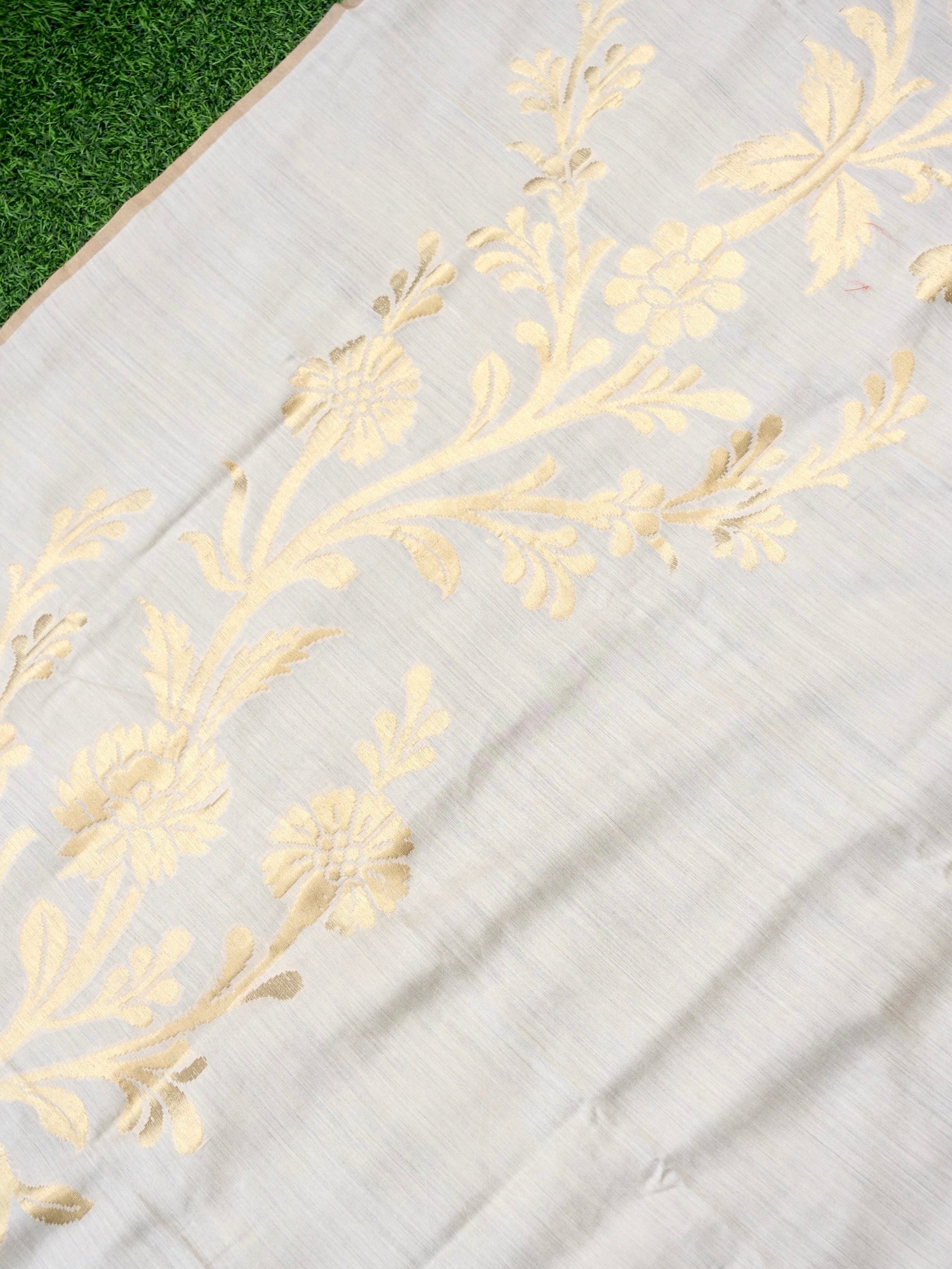 Handwoven Banarasi Moonga Silk Dupatta - Khinkhwab