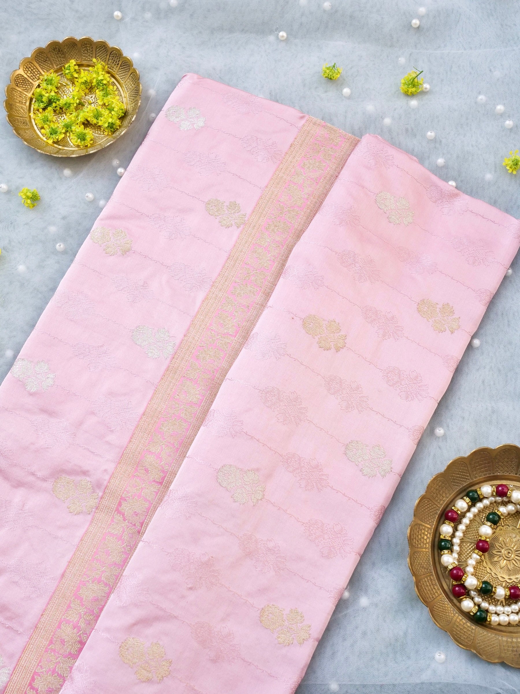 Handloom Banarasi Mashru Silk Tanchoi Kadwa Saree - Khinkhwab