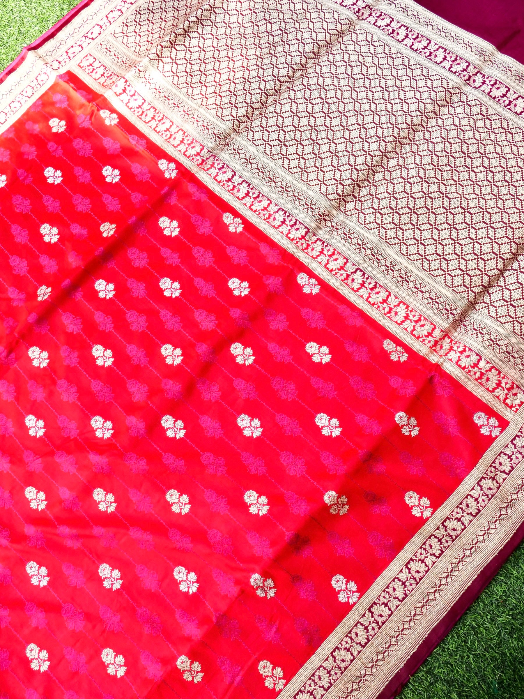 Handloom Banarasi Mashru Silk Tanchoi Kadwa Saree - Khinkhwab