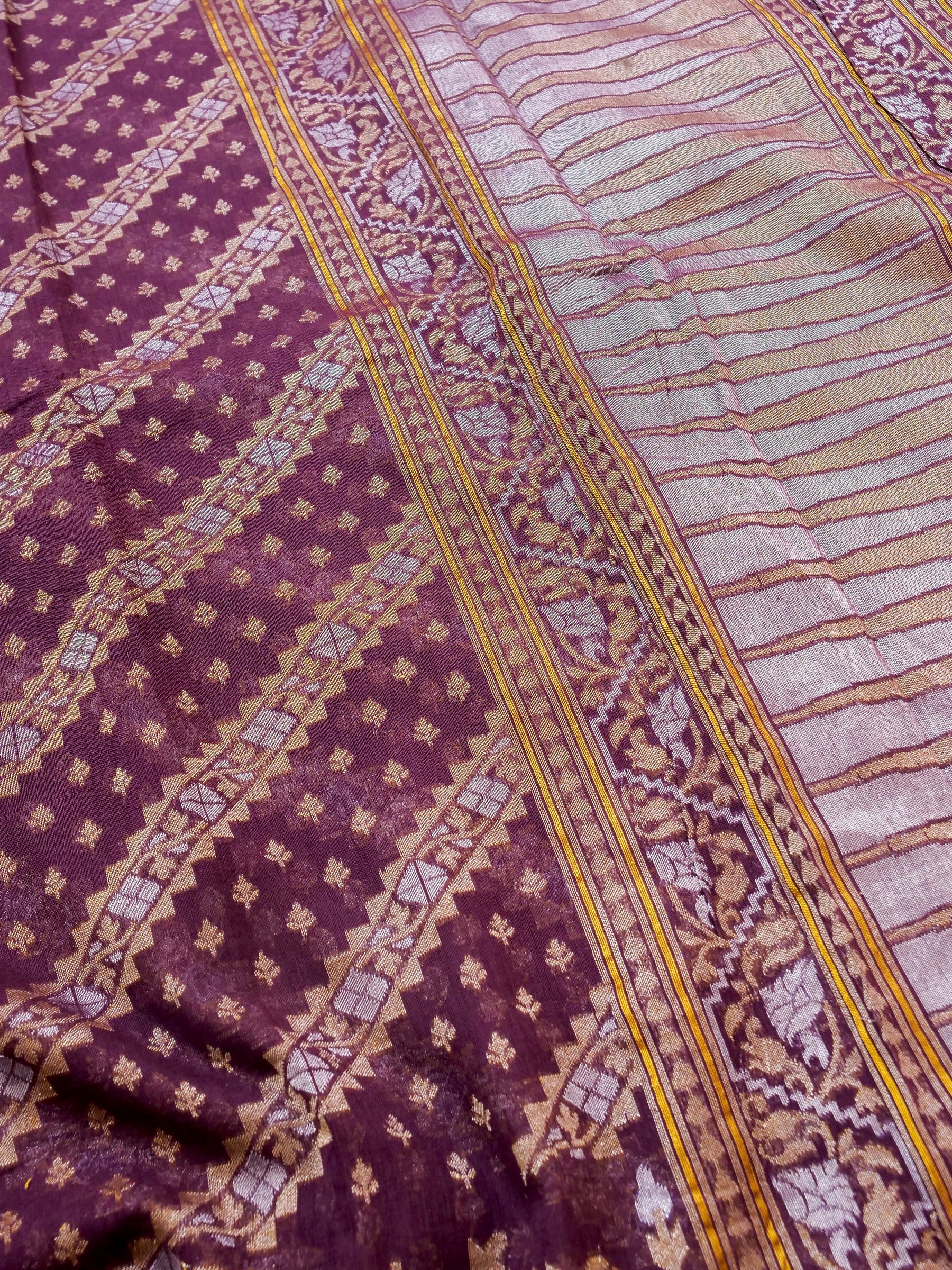 Banarasi Cotton Handloom Jamdani Ektara Saree - Khinkhwab