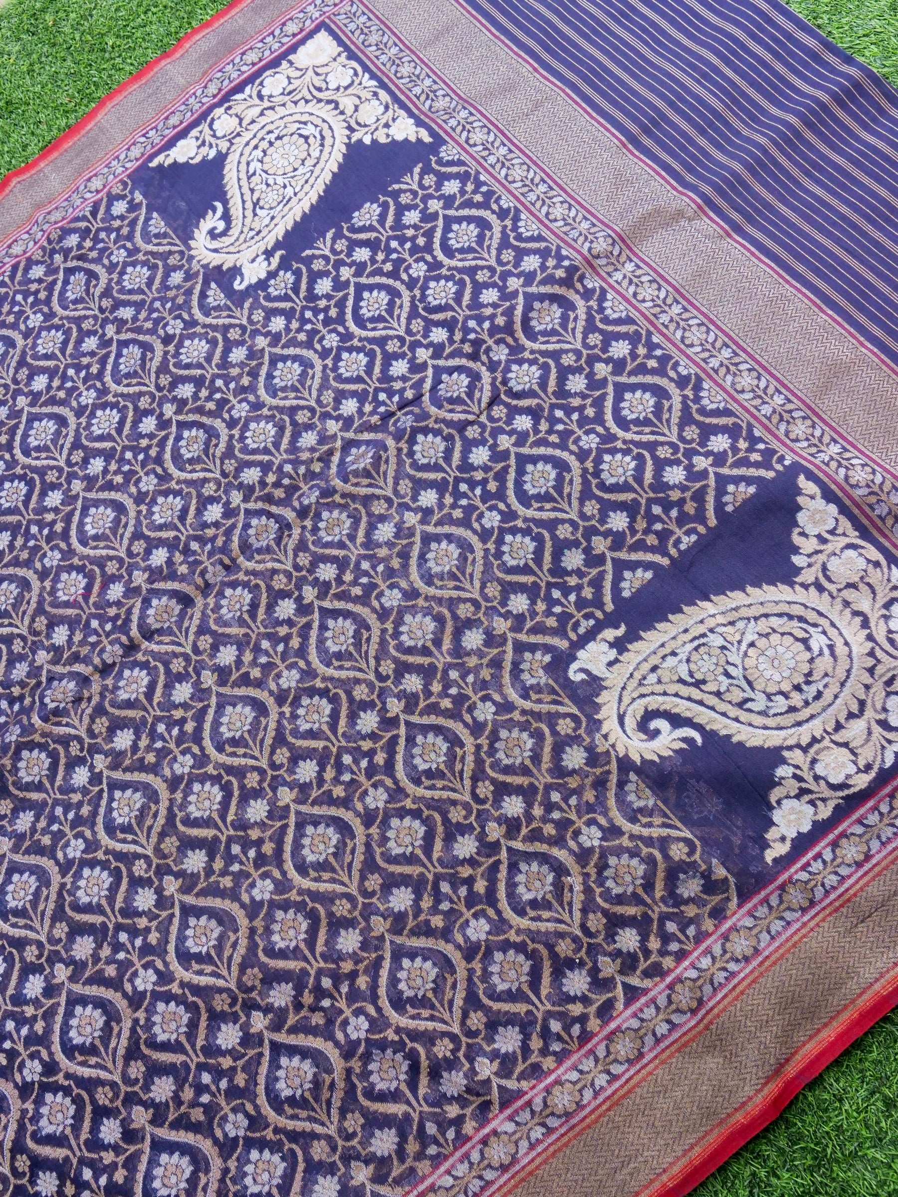 Banarasi Cotton Handloom Jamdani Ektara Saree - Khinkhwab