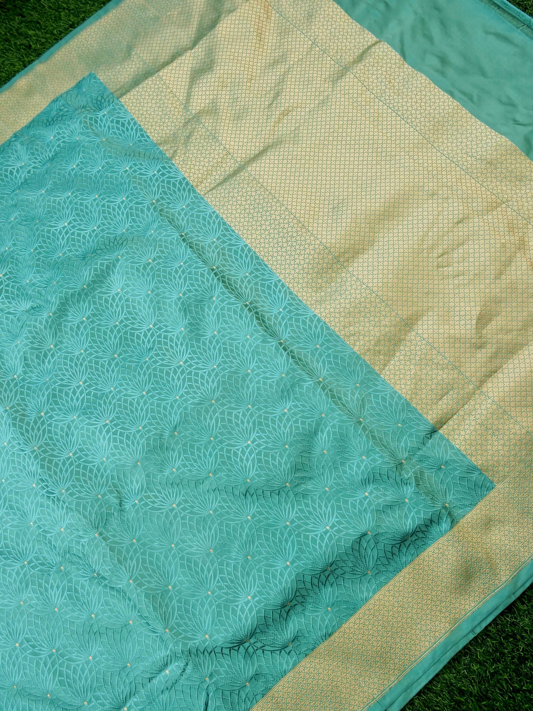 Handloom Banarasi Silk Sateen Tanchoi Saree - Khinkhwab